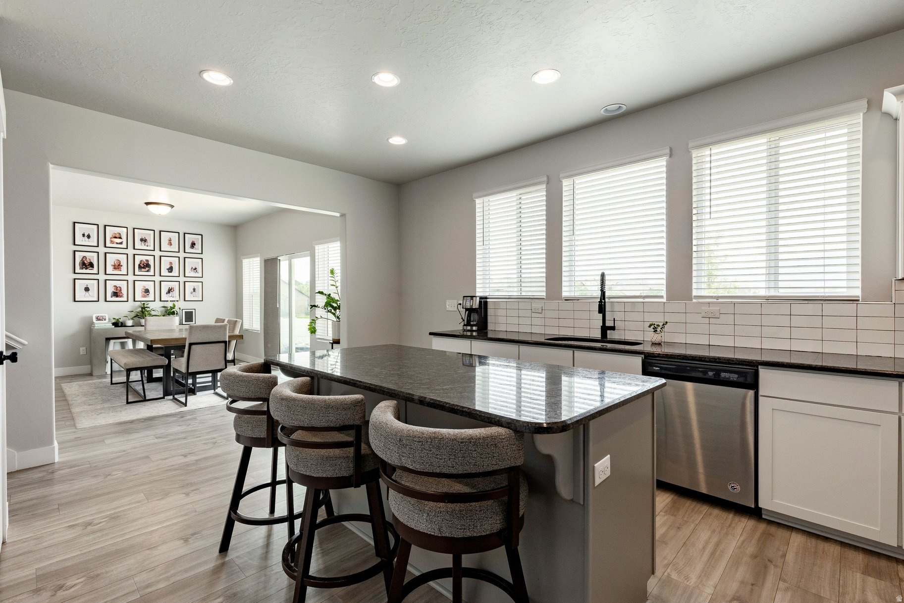 SCENIC MOUNTAIN - Residential