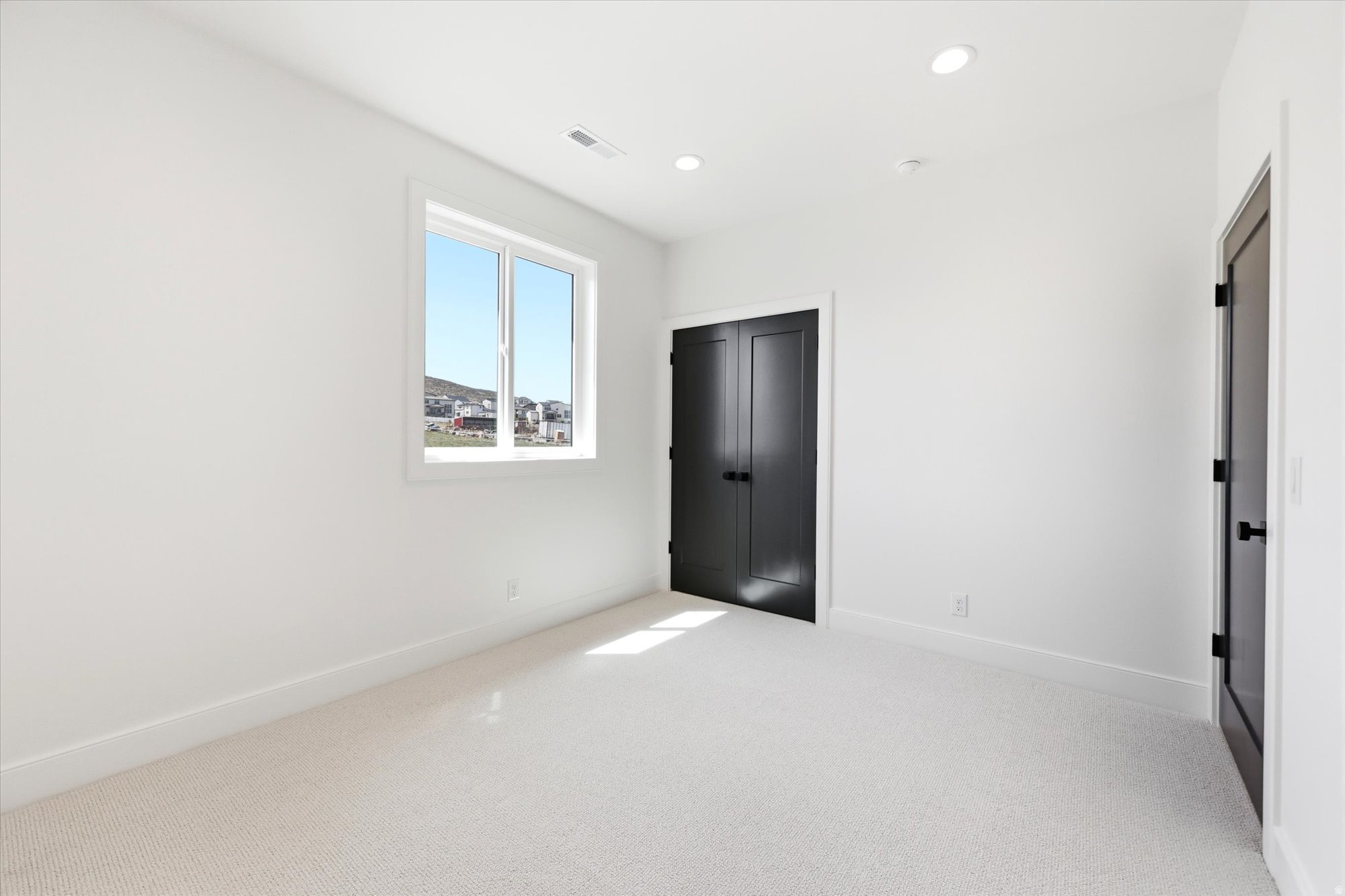 RIDGE - Residential