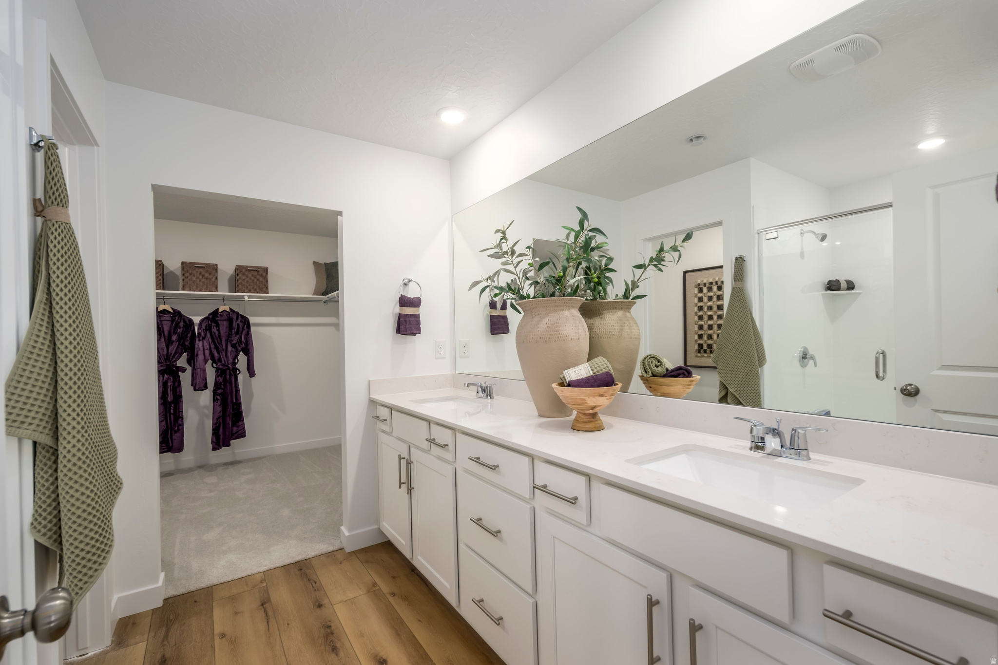 MEADOW CREEK - Residential