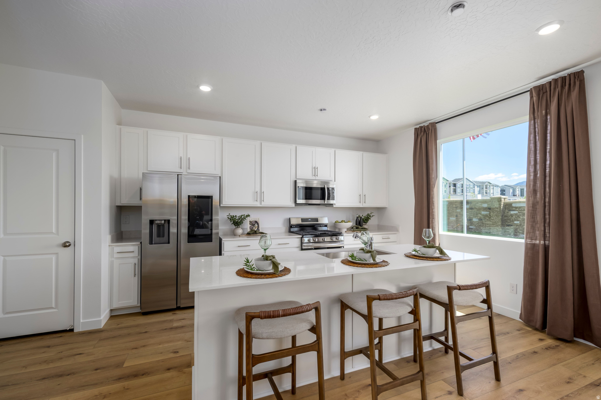 MEADOW CREEK - Residential