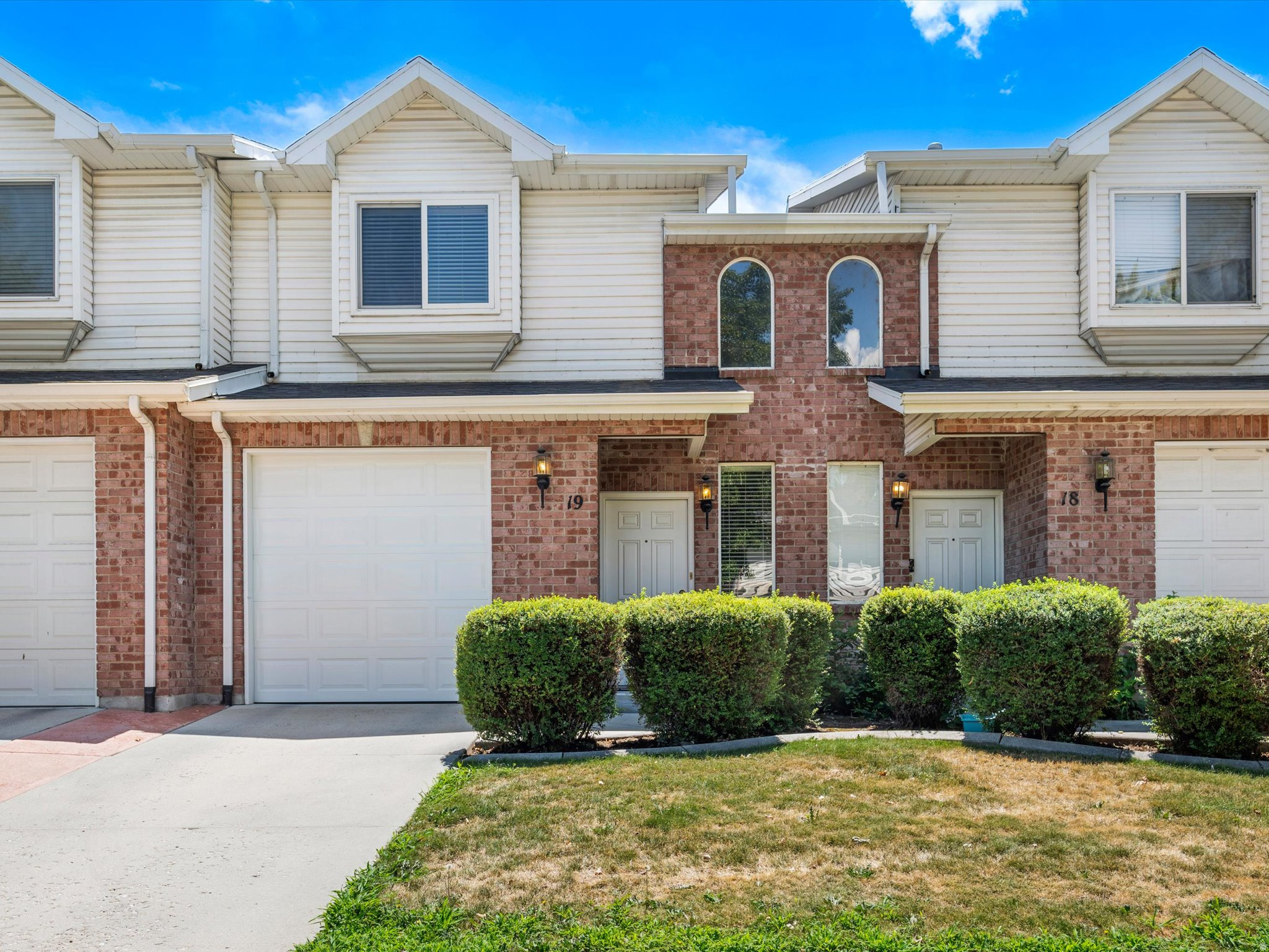 PEREGRINE POINTE CONDO #3 - Residential