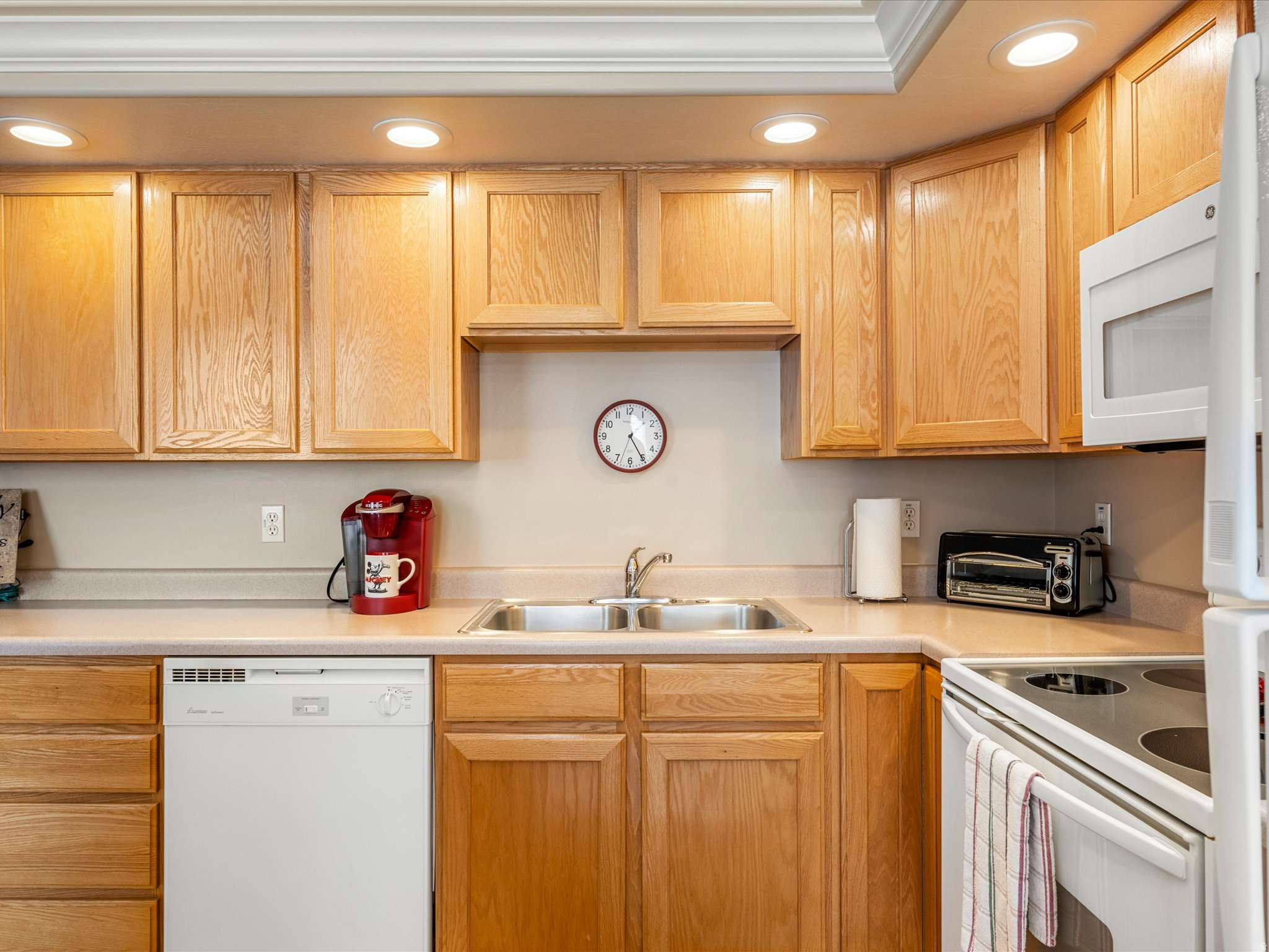 PEREGRINE POINTE CONDO #3 - Residential