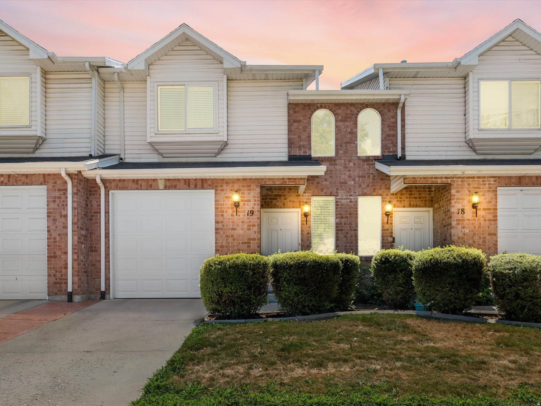 PEREGRINE POINTE CONDO #3 - Residential