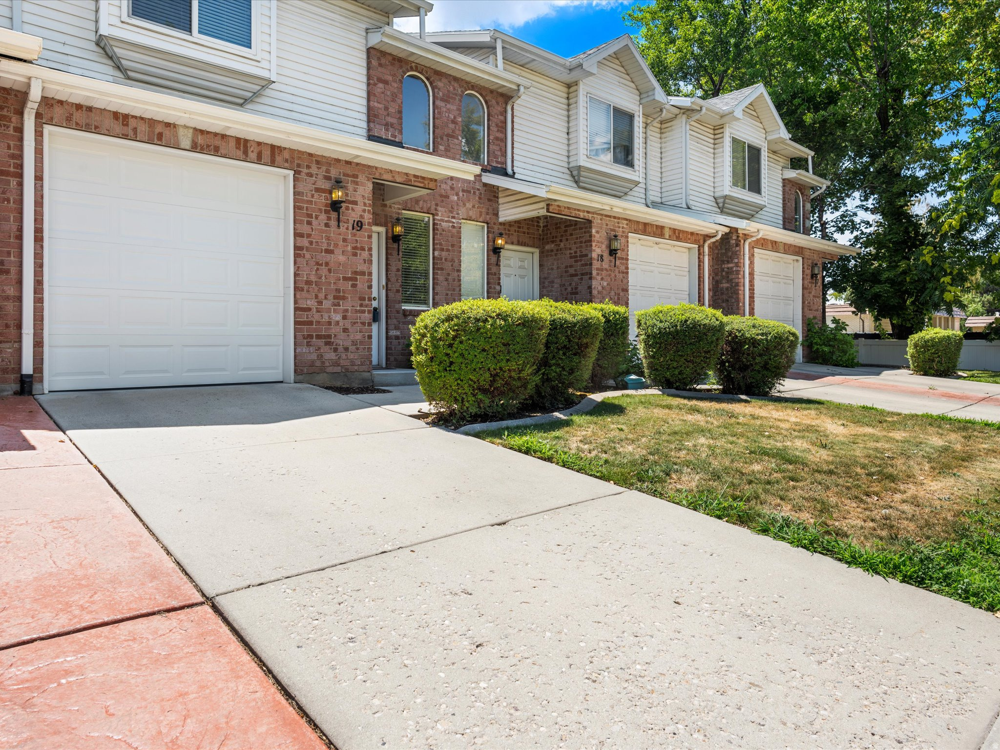 PEREGRINE POINTE CONDO #3 - Residential