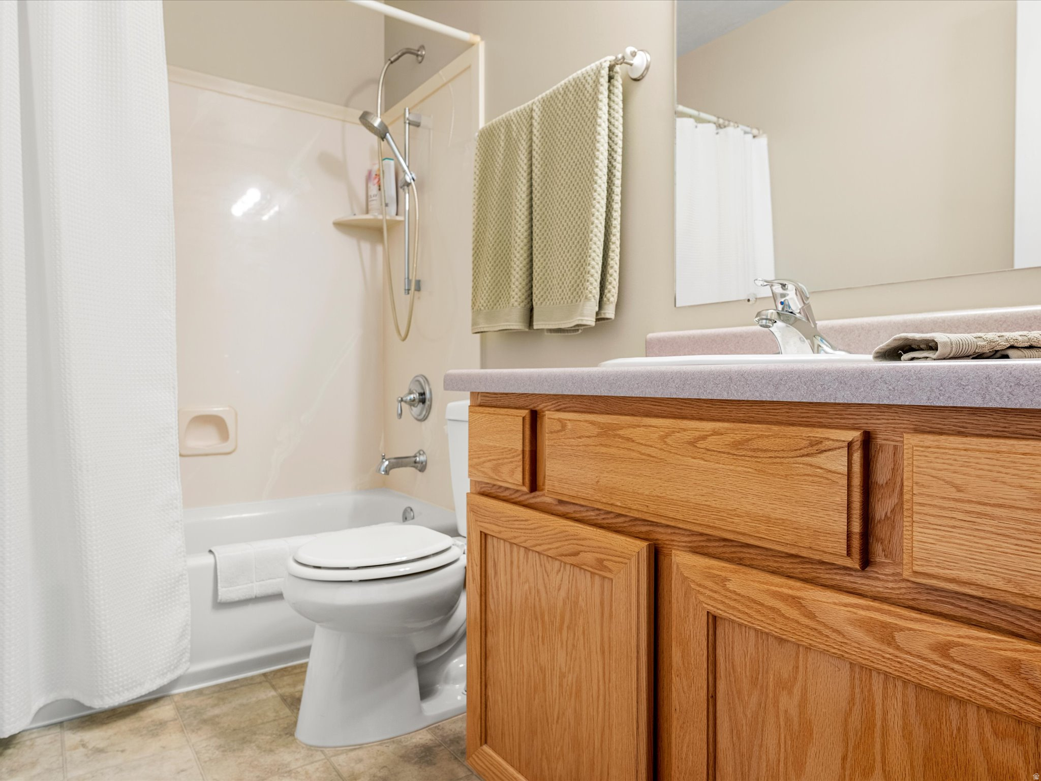PEREGRINE POINTE CONDO #3 - Residential