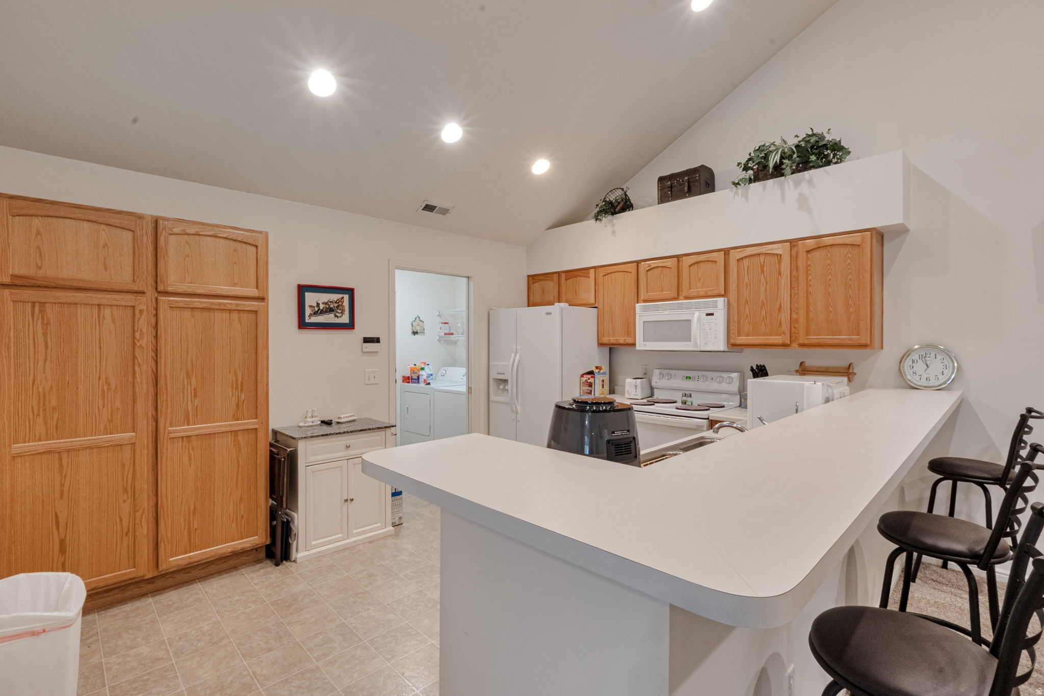 JORDAN VILLA - Residential