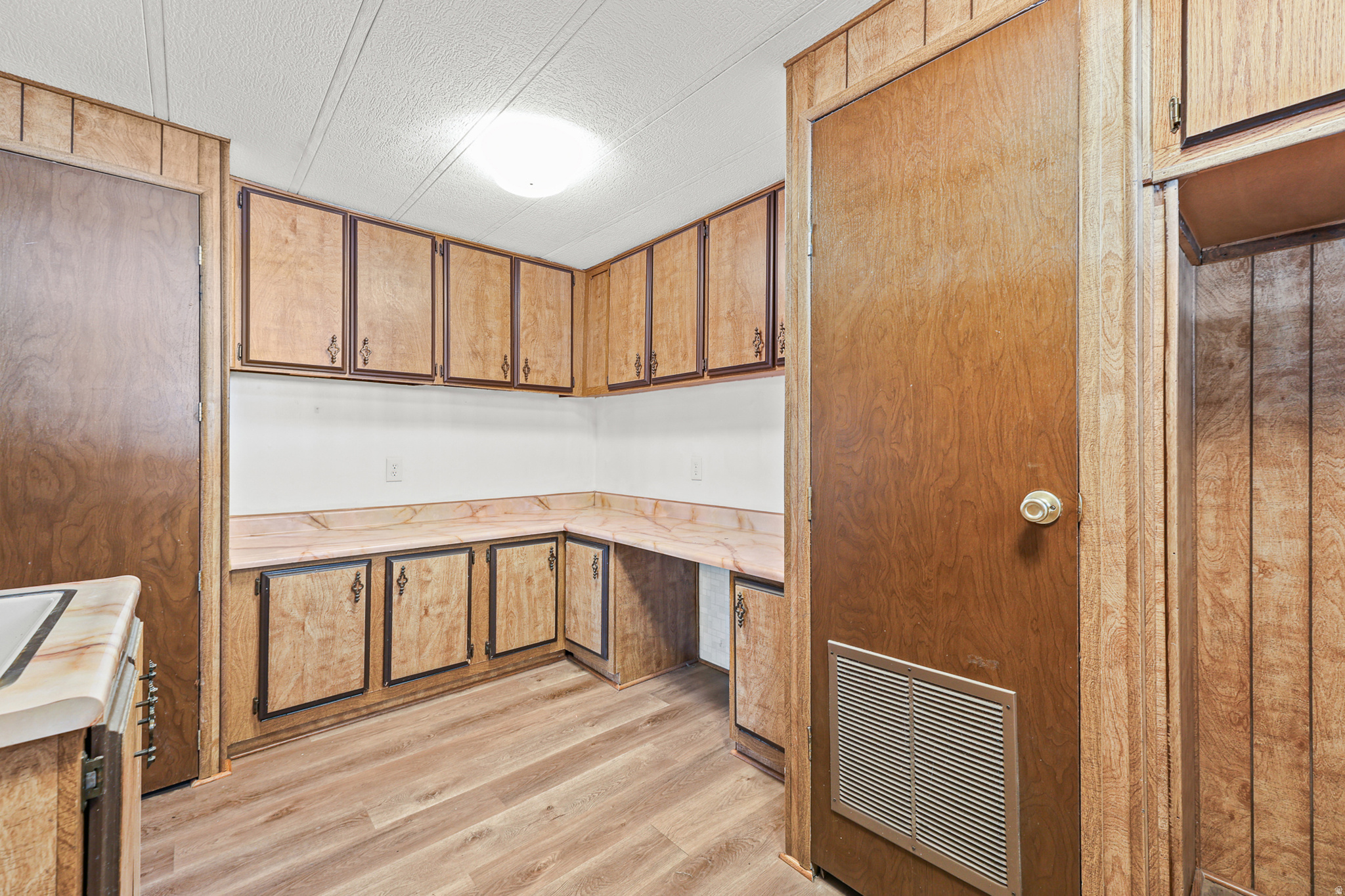 ALTA VIEW ESTATES - Residential