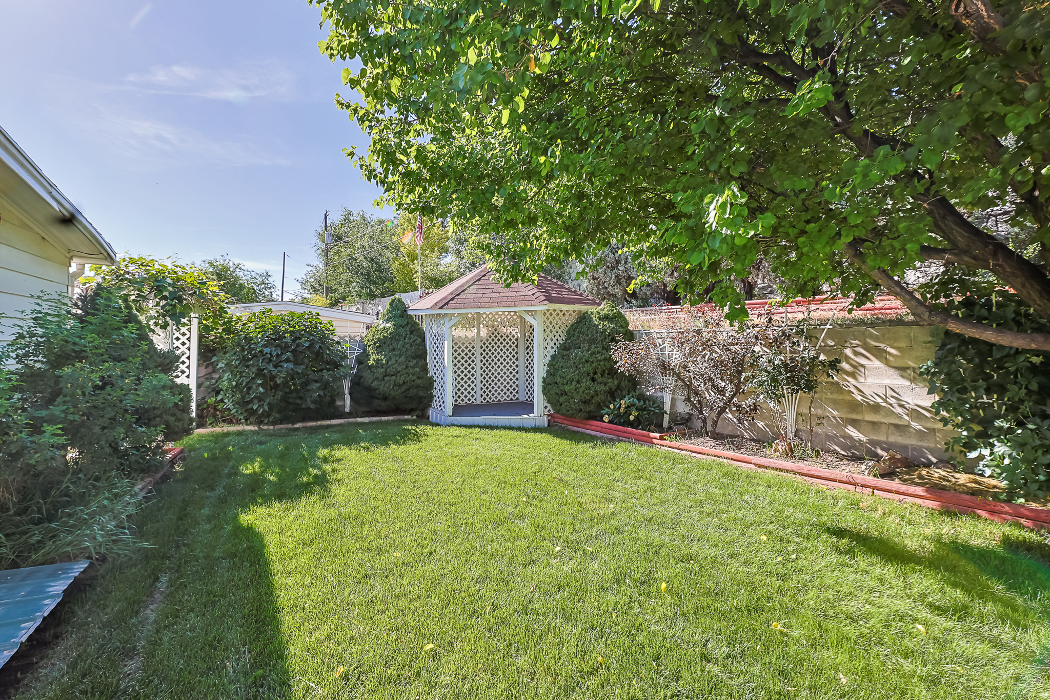 ALTA VIEW ESTATES - Residential