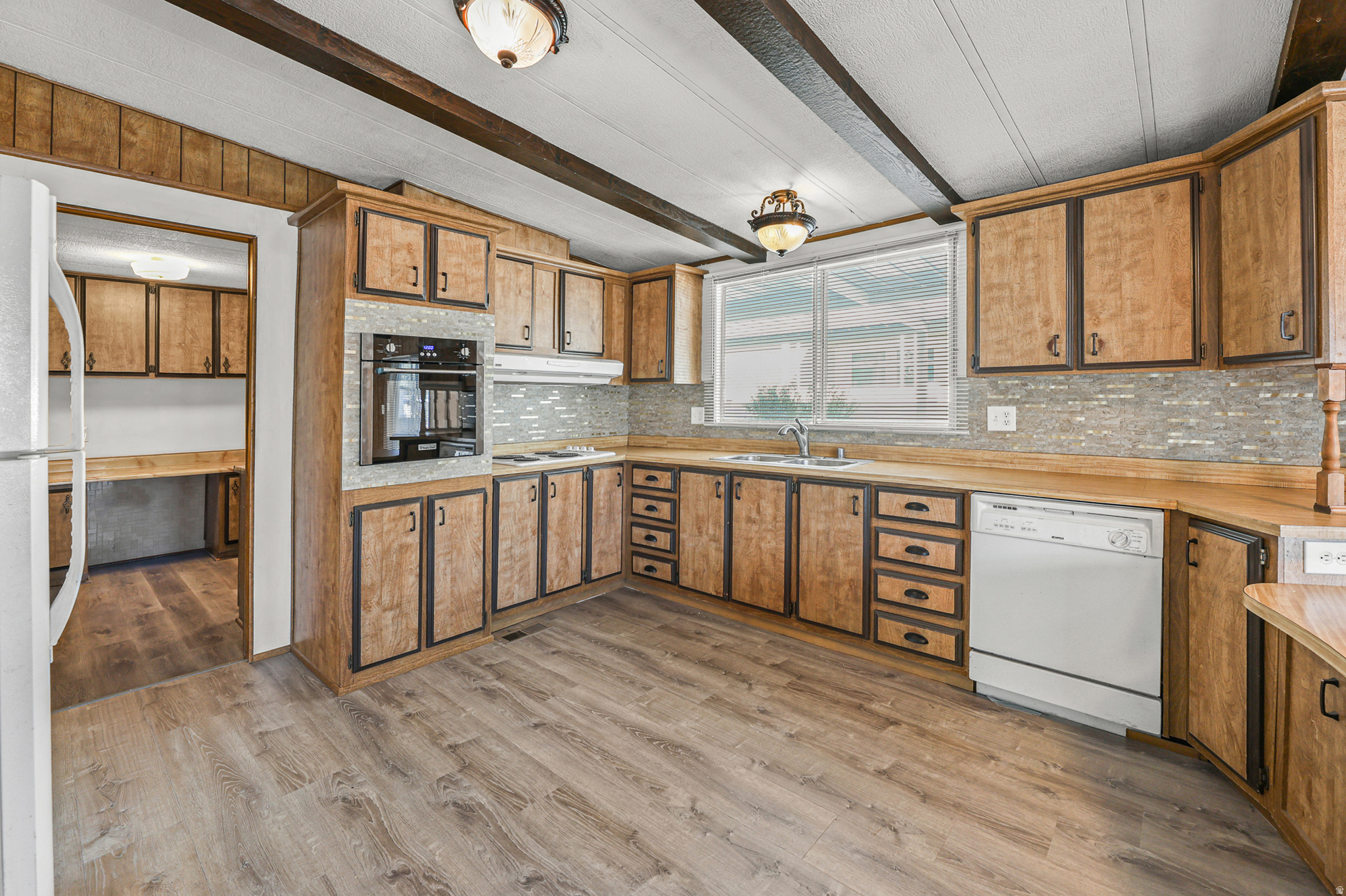 ALTA VIEW ESTATES - Residential