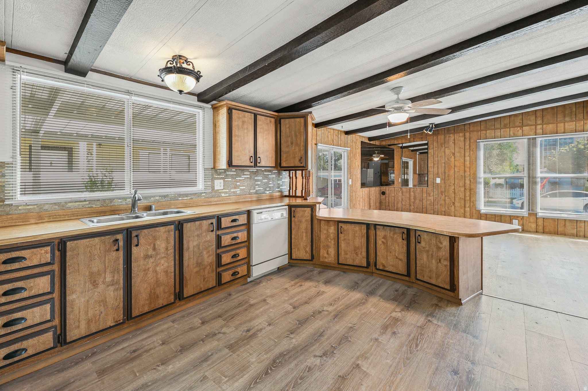 ALTA VIEW ESTATES - Residential