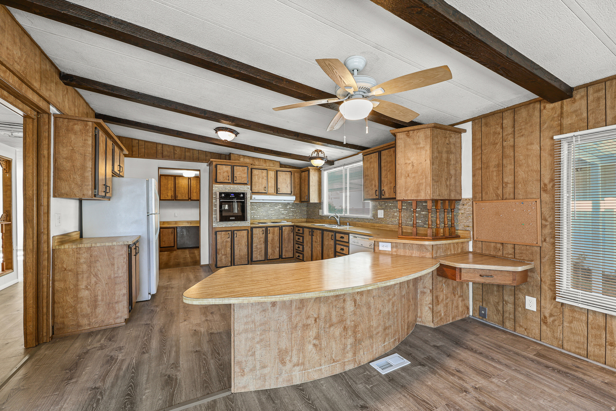 ALTA VIEW ESTATES - Residential
