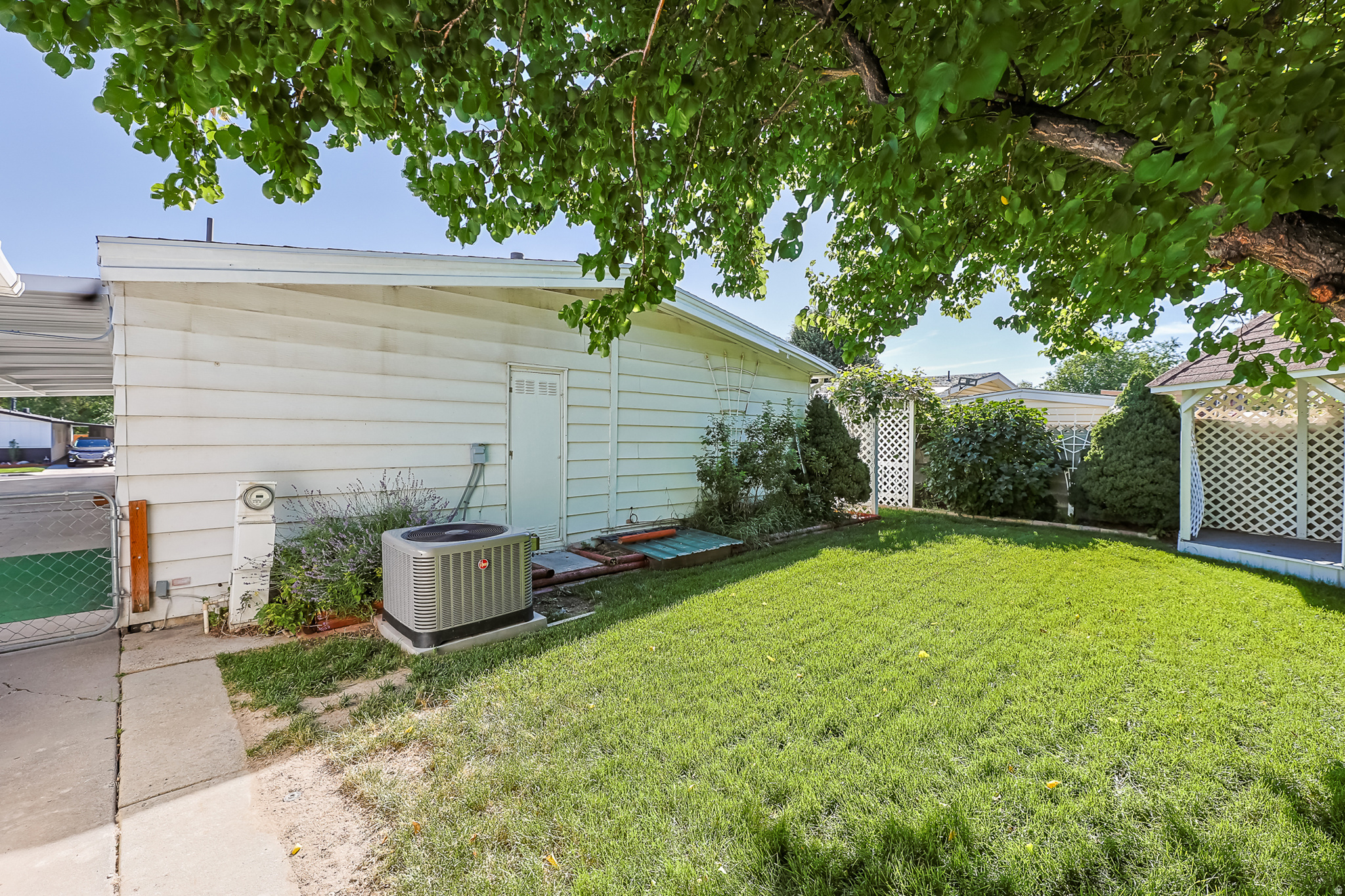ALTA VIEW ESTATES - Residential