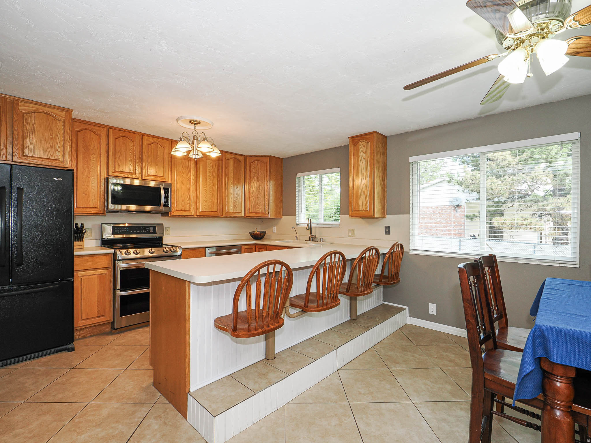 BROWNS MEADOW - Residential