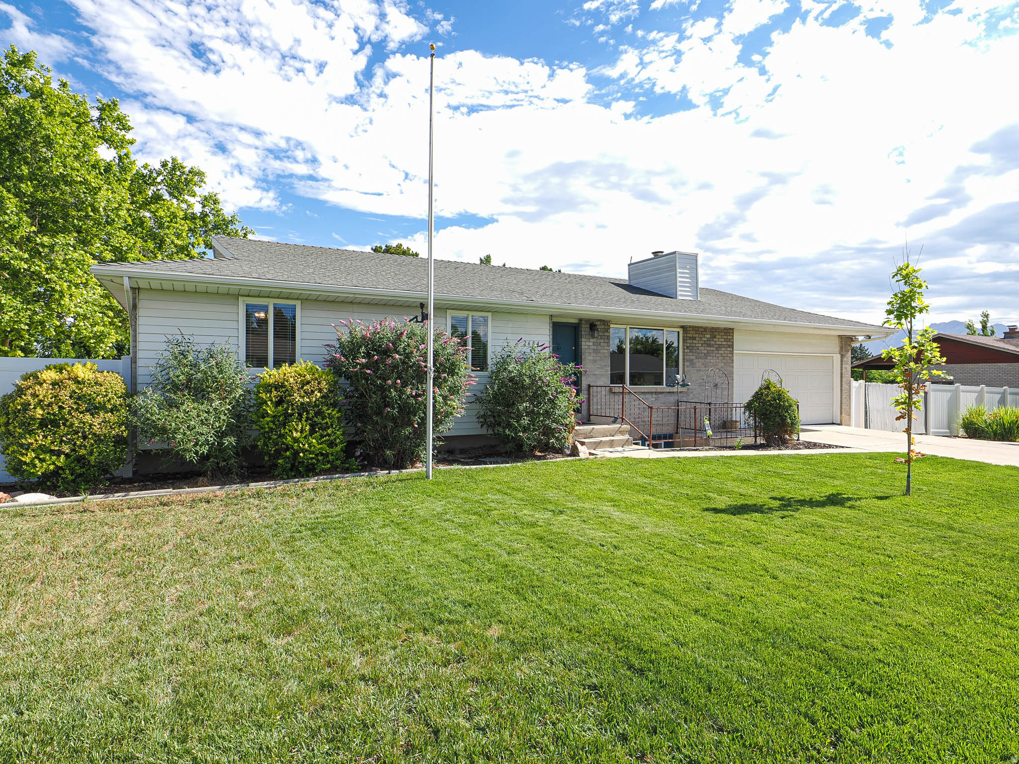BROWNS MEADOW - Residential