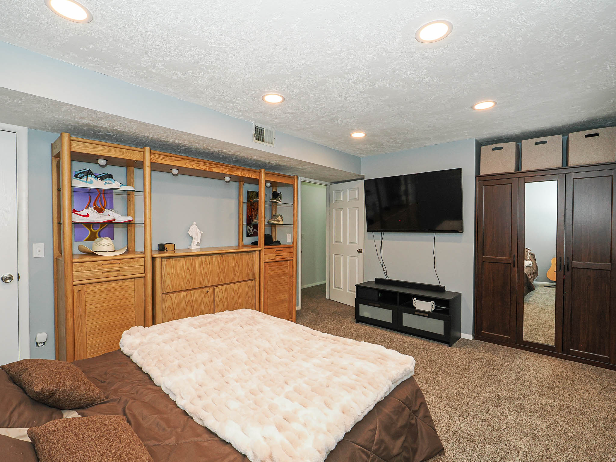 BROWNS MEADOW - Residential