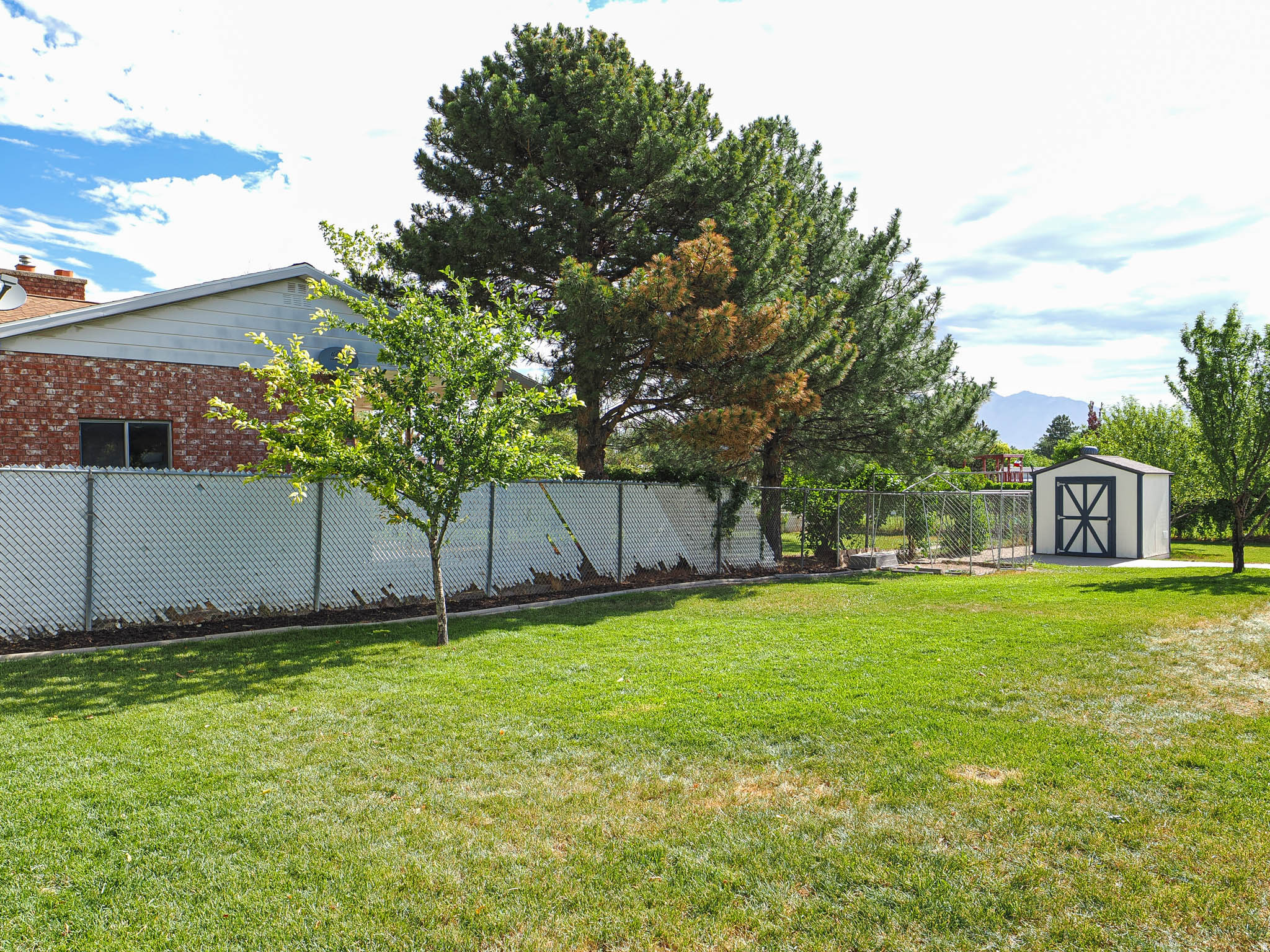 BROWNS MEADOW - Residential