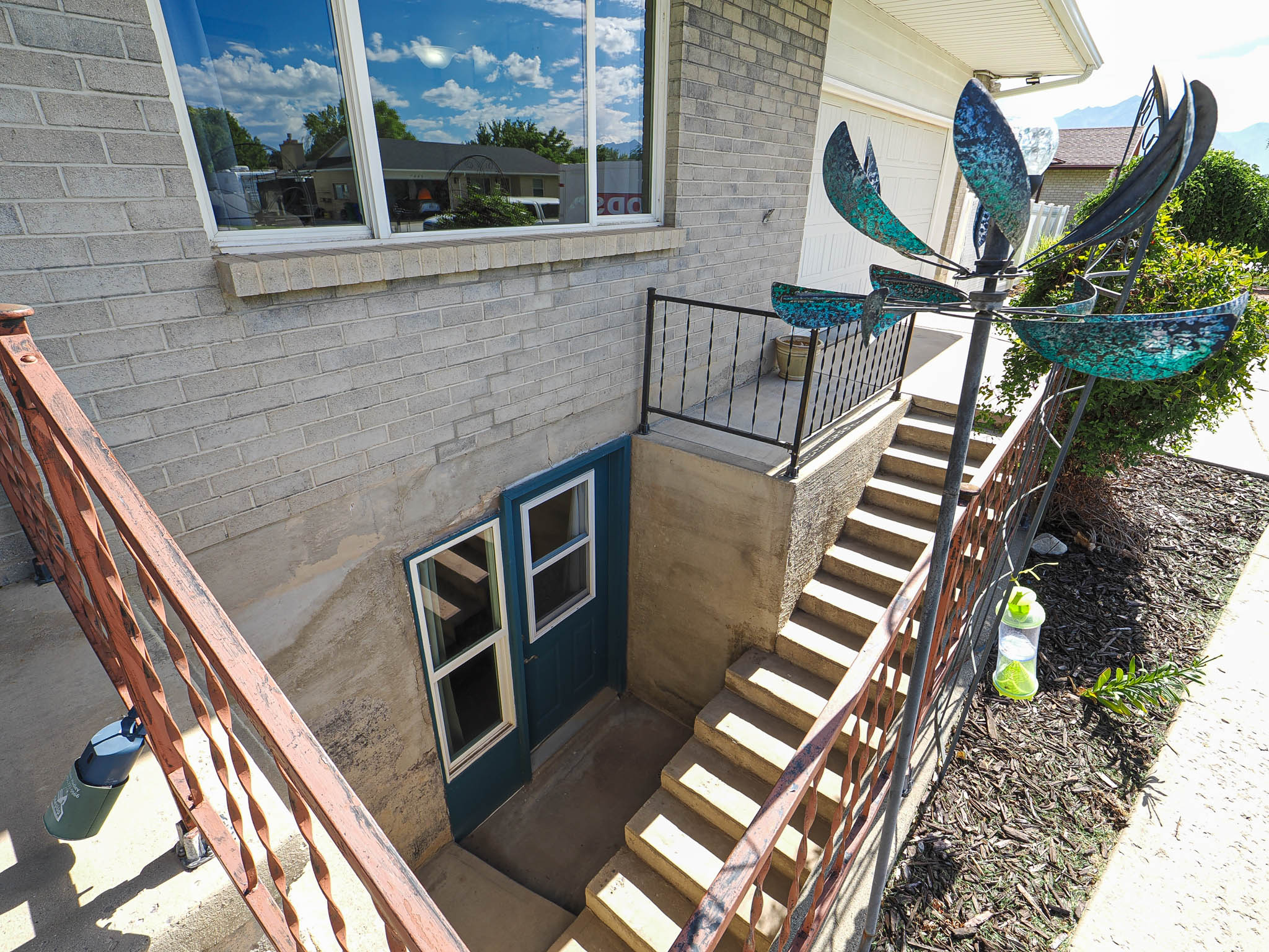 BROWNS MEADOW - Residential