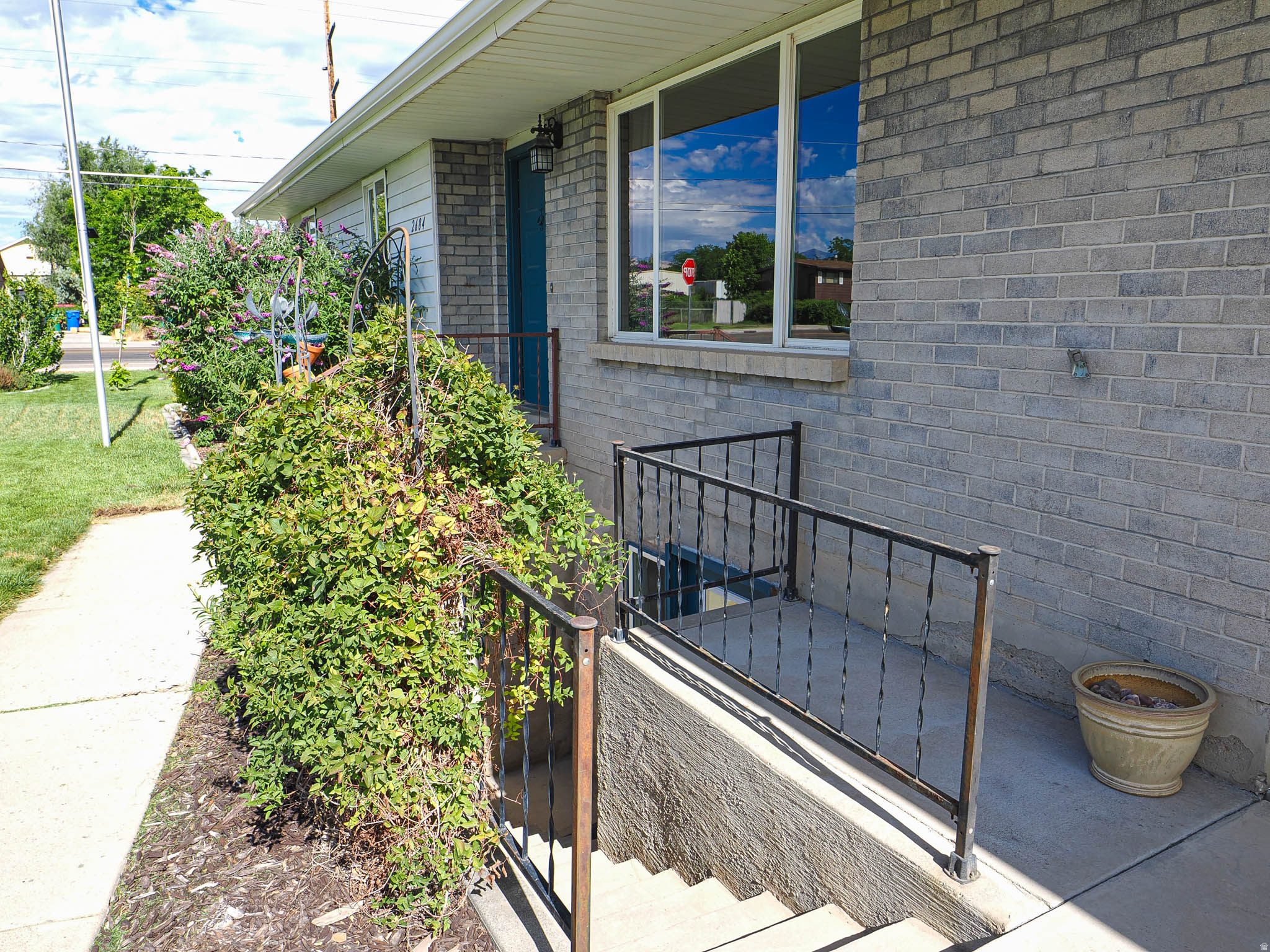 BROWNS MEADOW - Residential