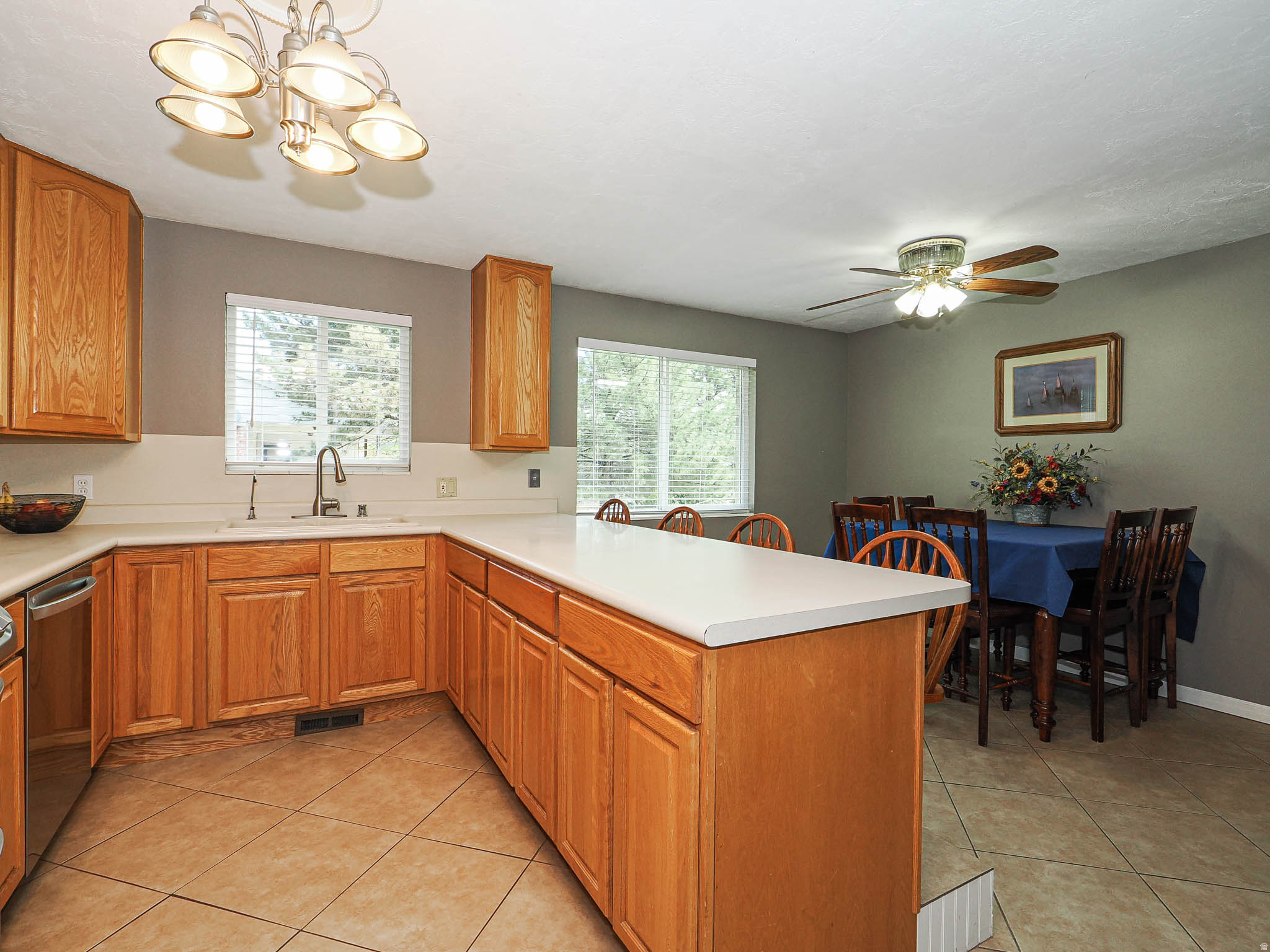 BROWNS MEADOW - Residential