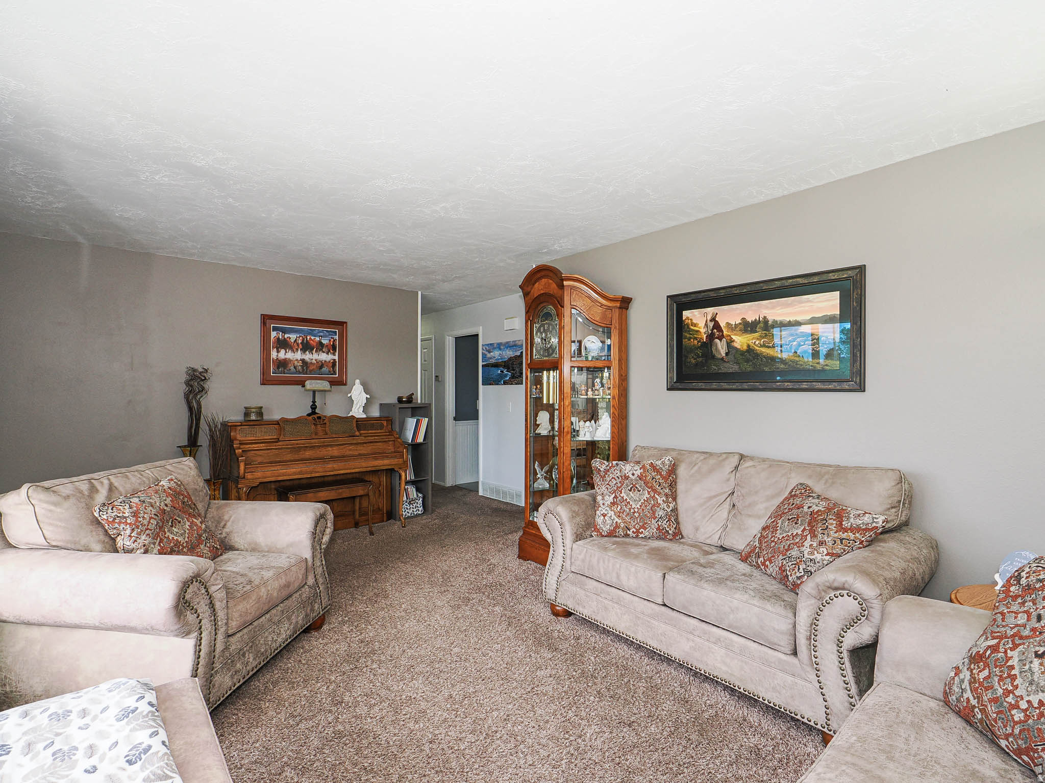 BROWNS MEADOW - Residential