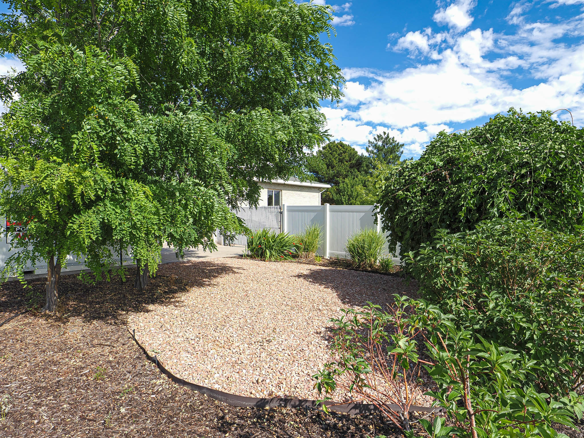 BROWNS MEADOW - Residential