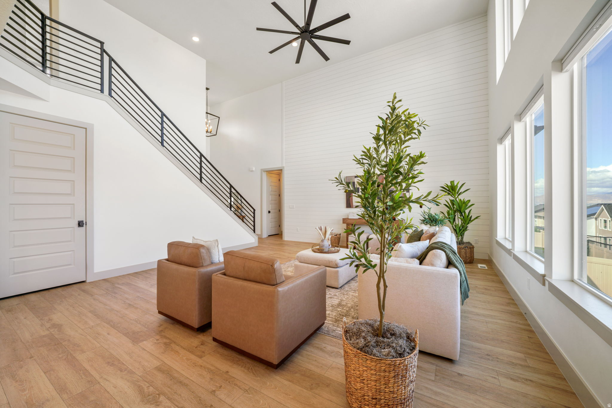 FOX HOLLOW - Residential