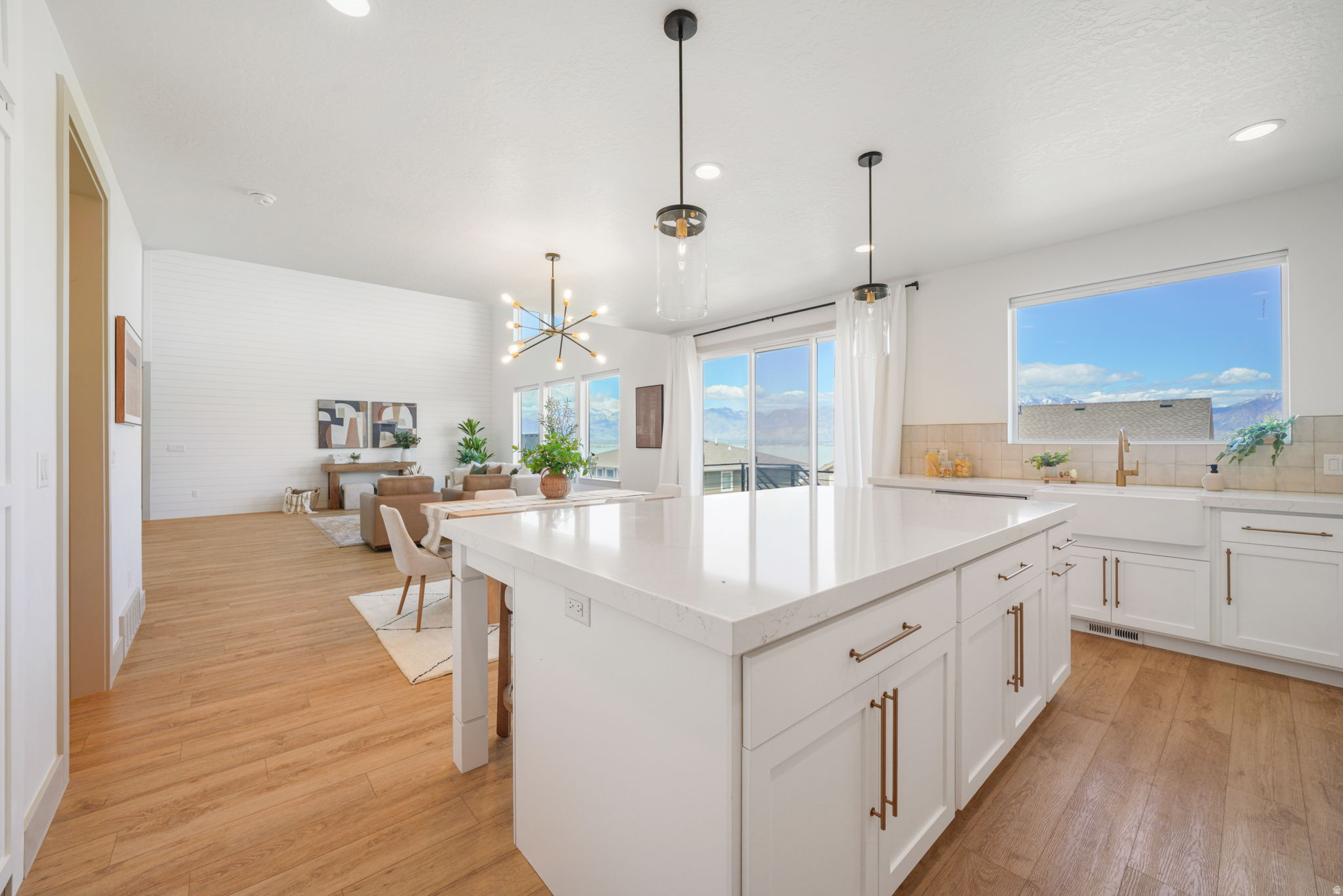 FOX HOLLOW - Residential