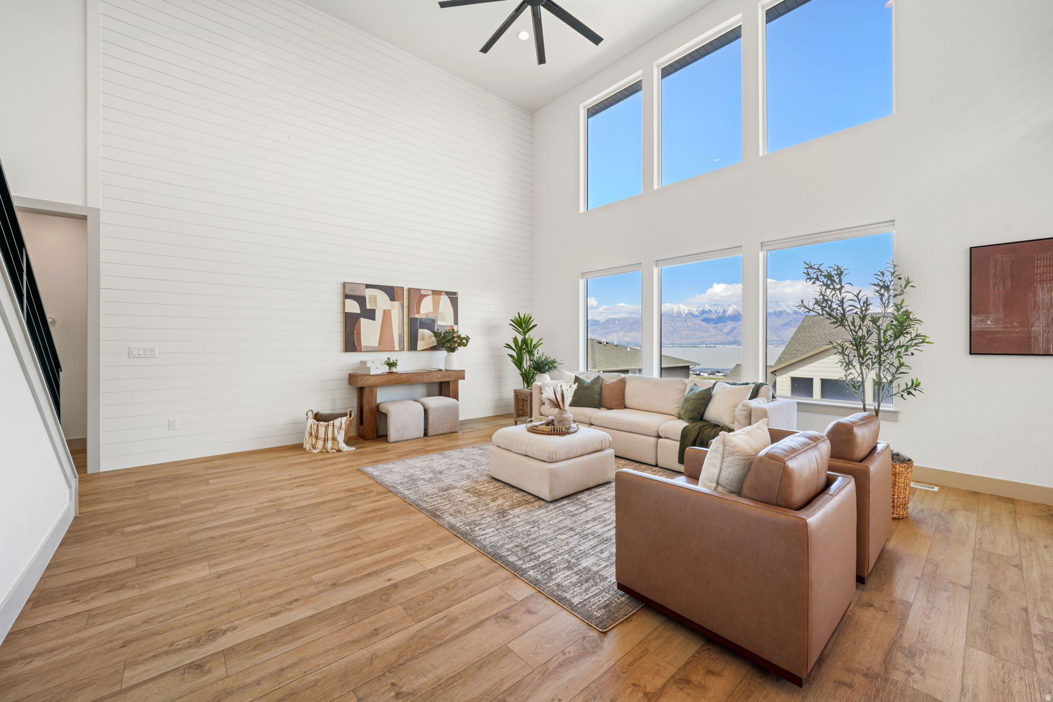 FOX HOLLOW - Residential