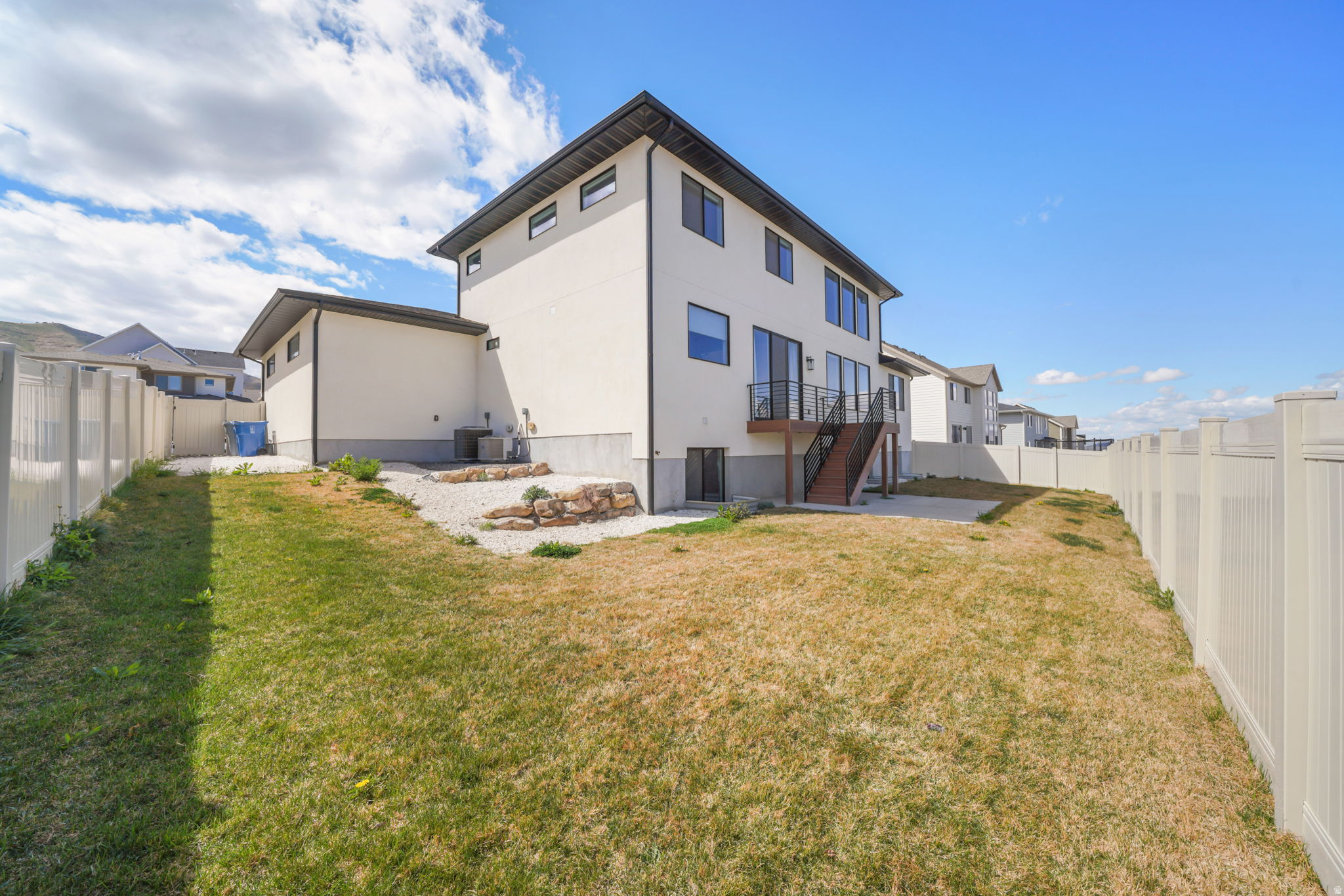 FOX HOLLOW - Residential