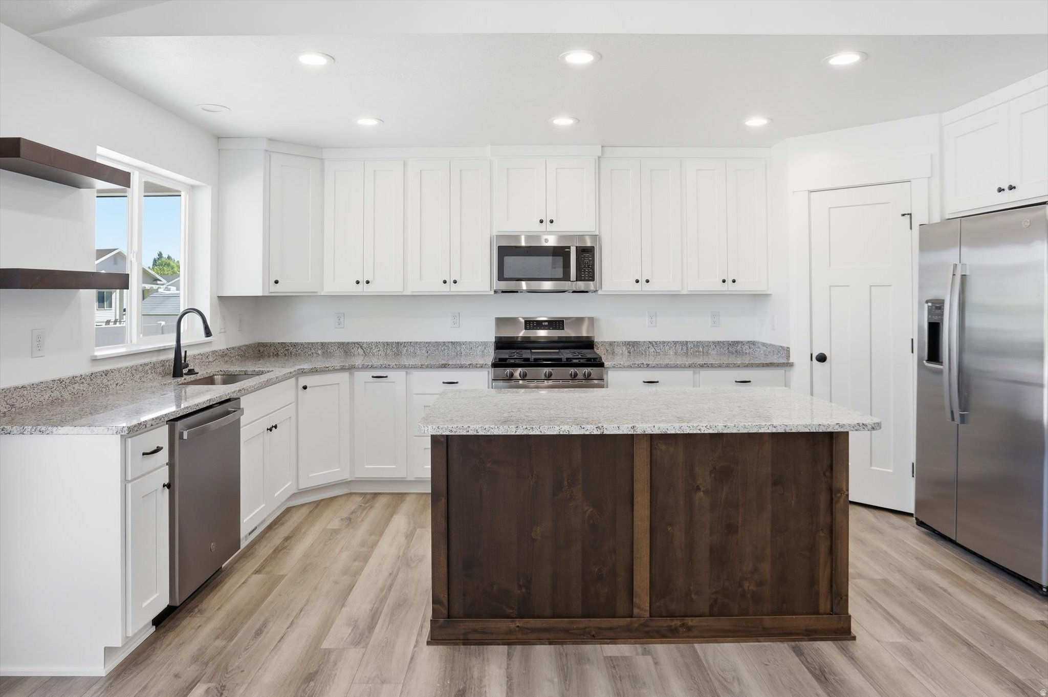 KIRKLAND - Residential