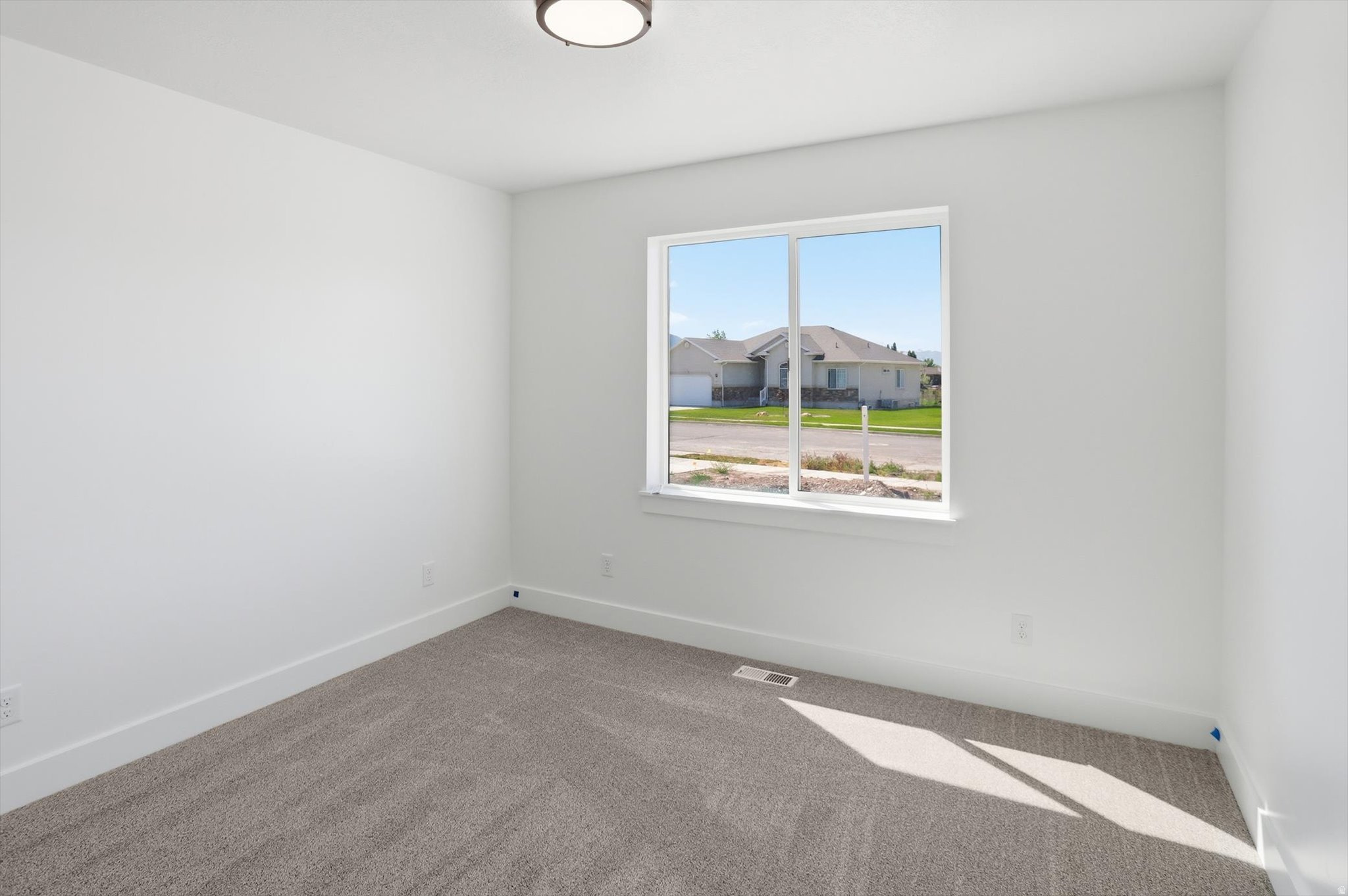 KIRKLAND - Residential