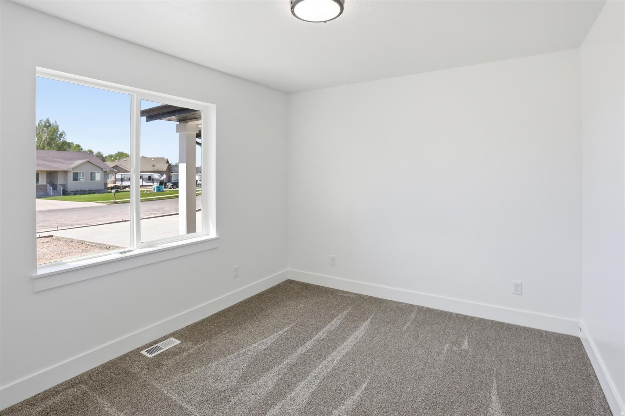 KIRKLAND - Residential