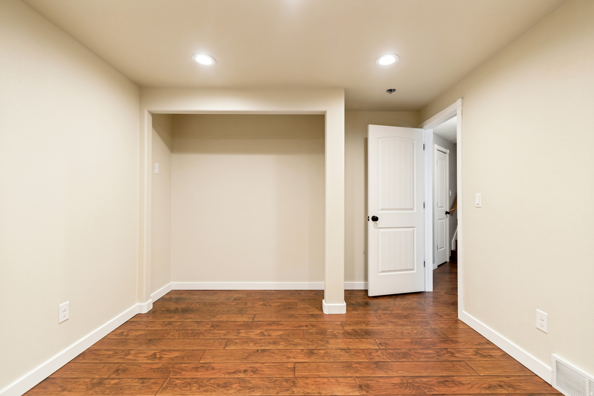 RIVER WALK - Residential