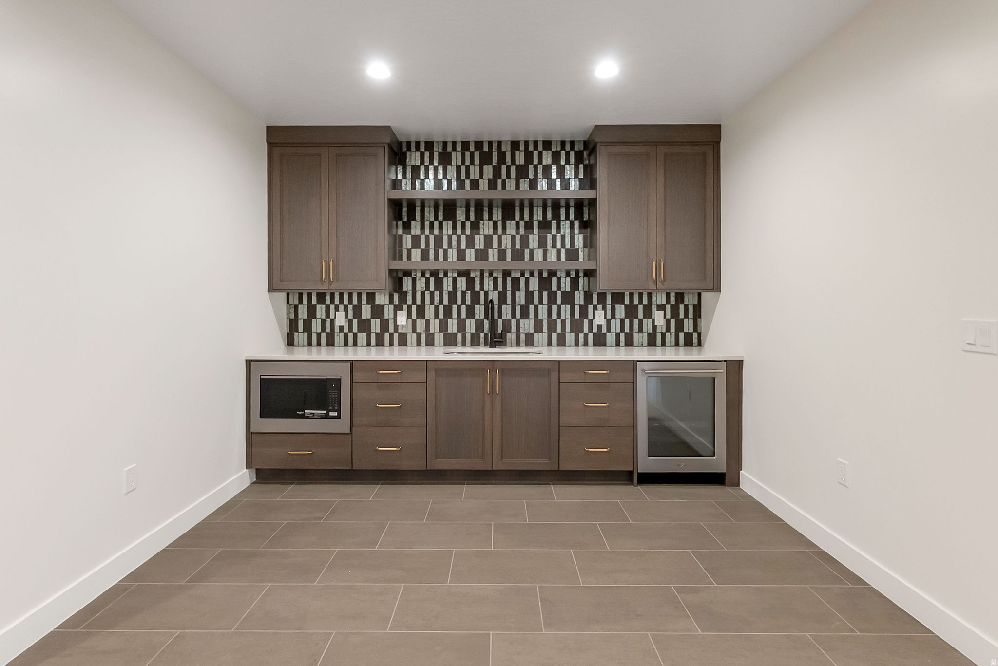 BLOSSOM HILL - Residential