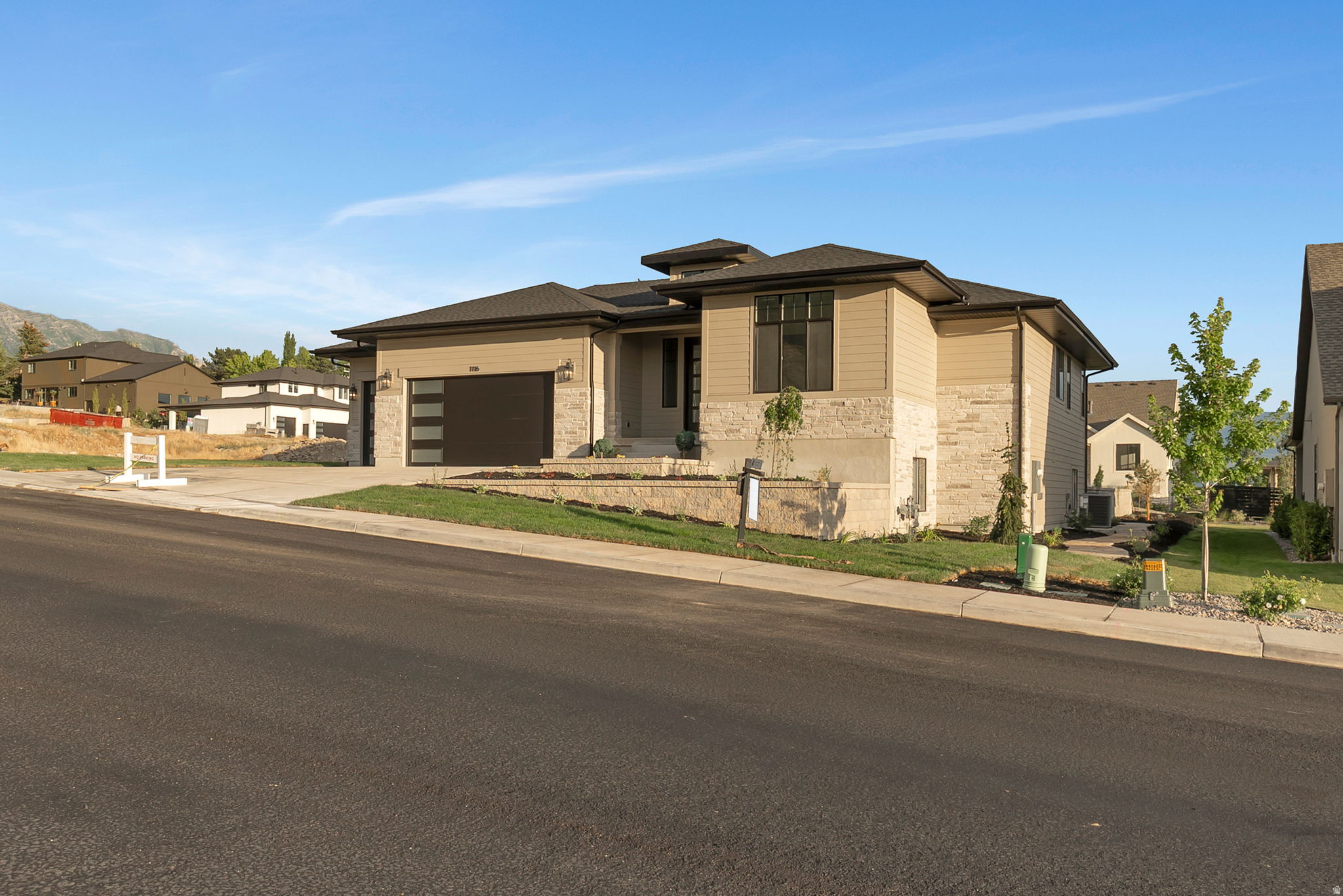BLOSSOM HILL - Residential