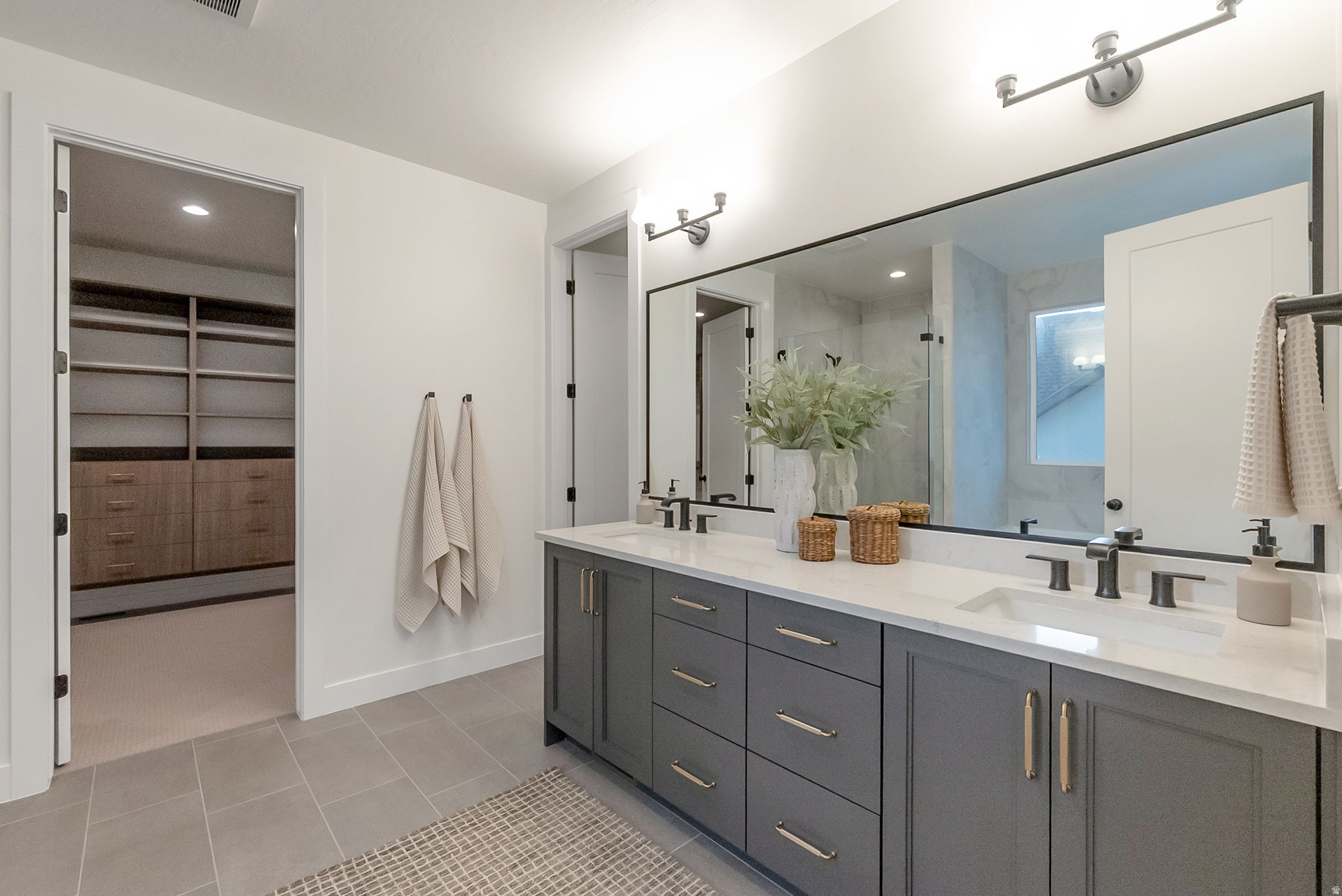 BLOSSOM HILL - Residential