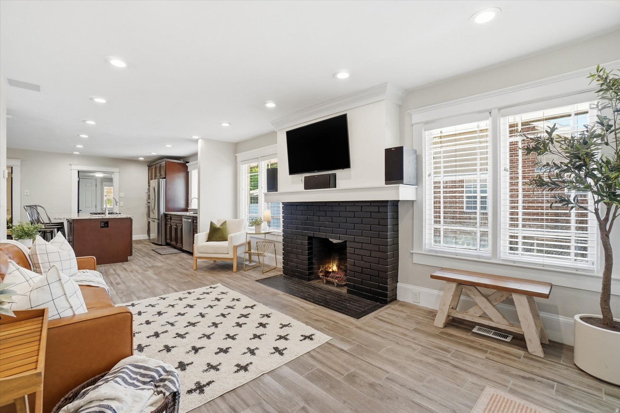 HIGHLAND PARK - Residential