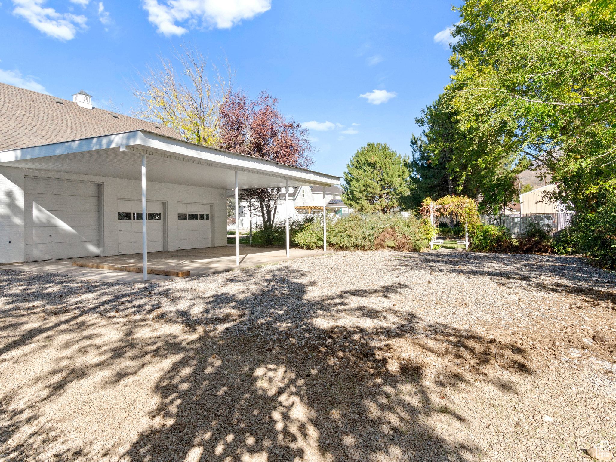 CASCADE ACRES - Residential
