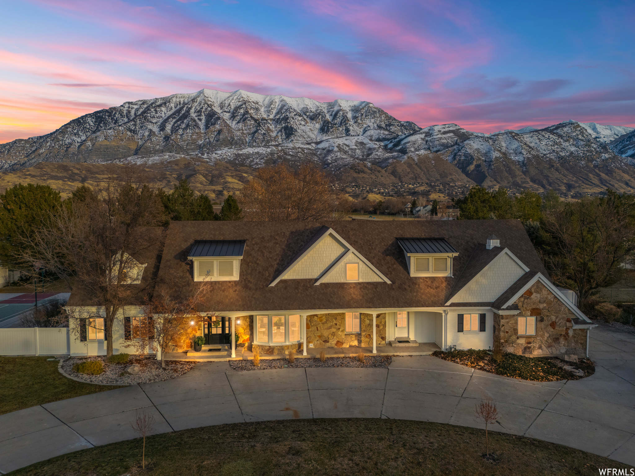 CASCADE ACRES - Residential