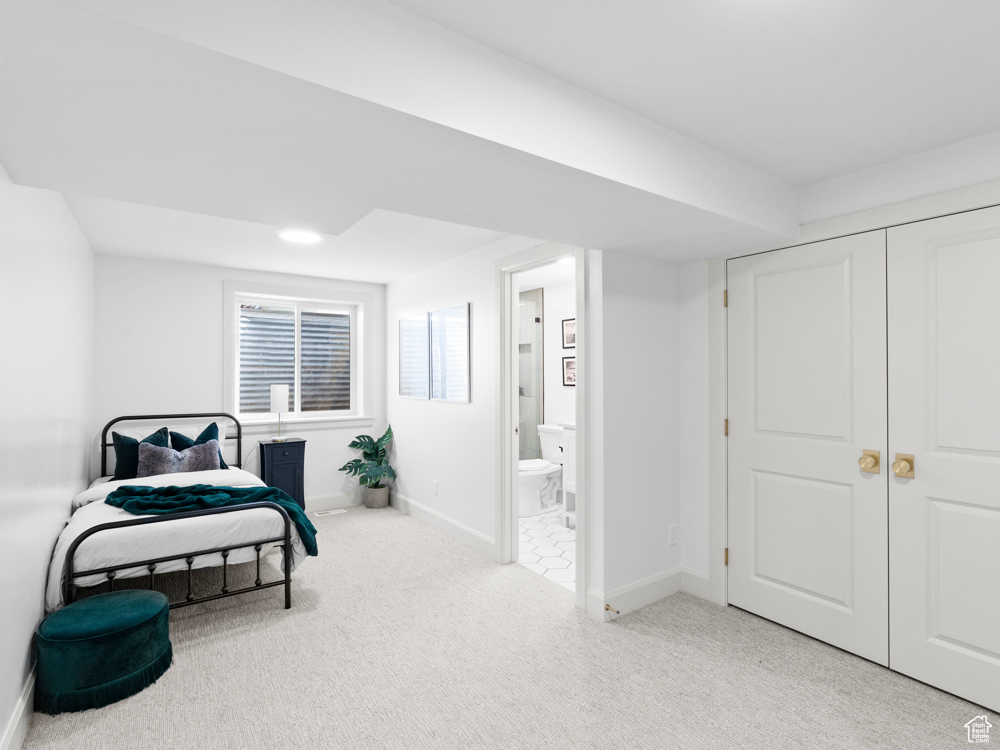 CASCADE ACRES - Residential