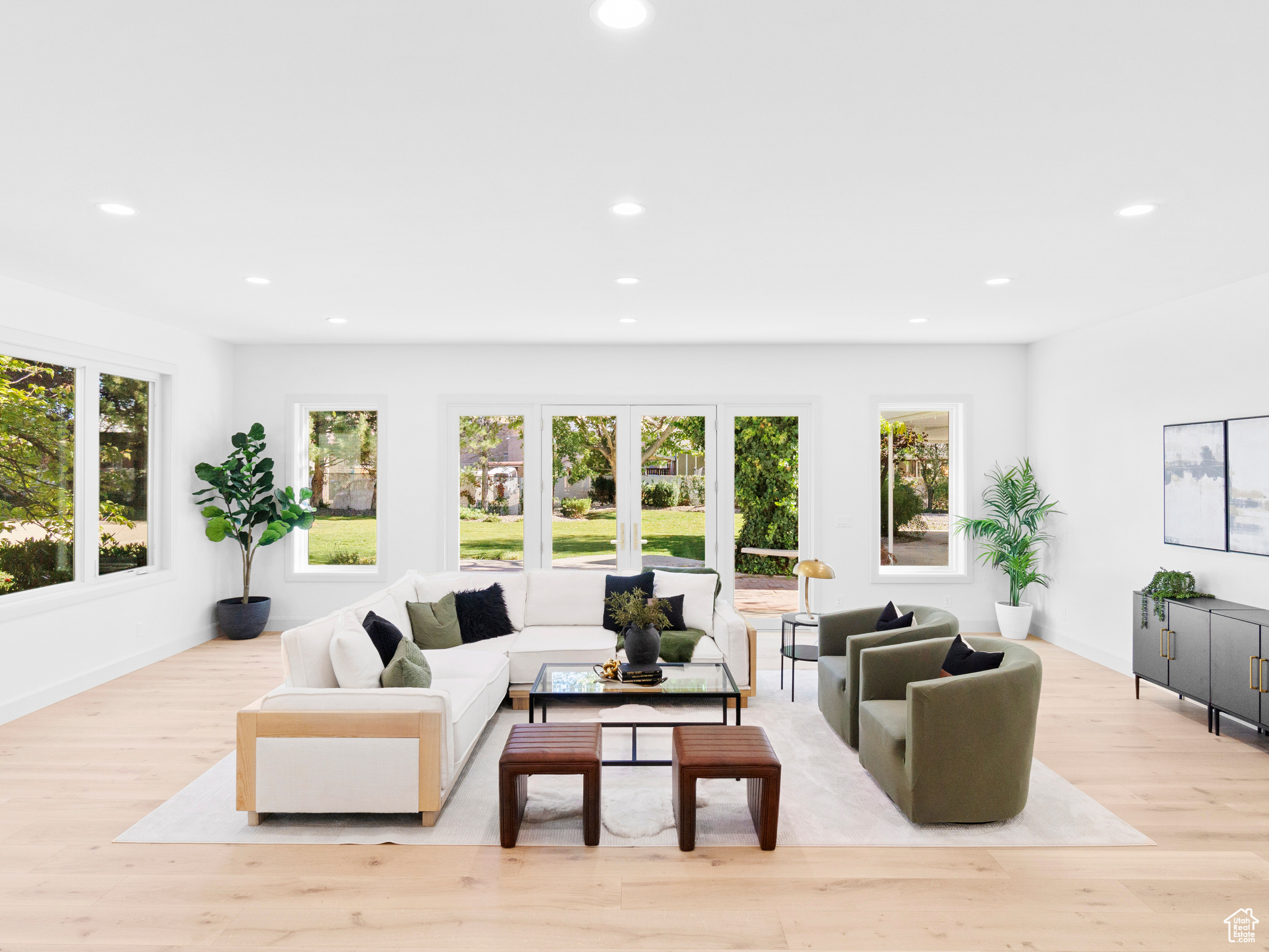 CASCADE ACRES - Residential