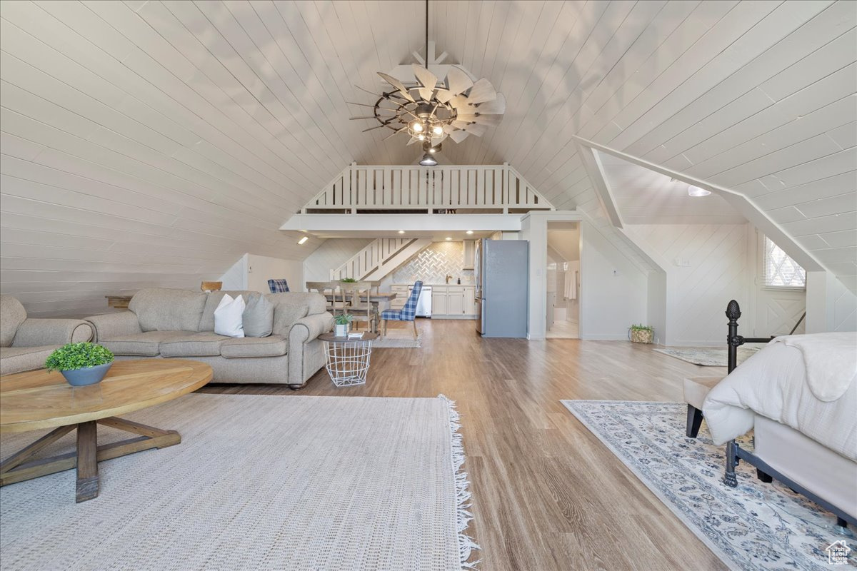 CASCADE ACRES - Residential