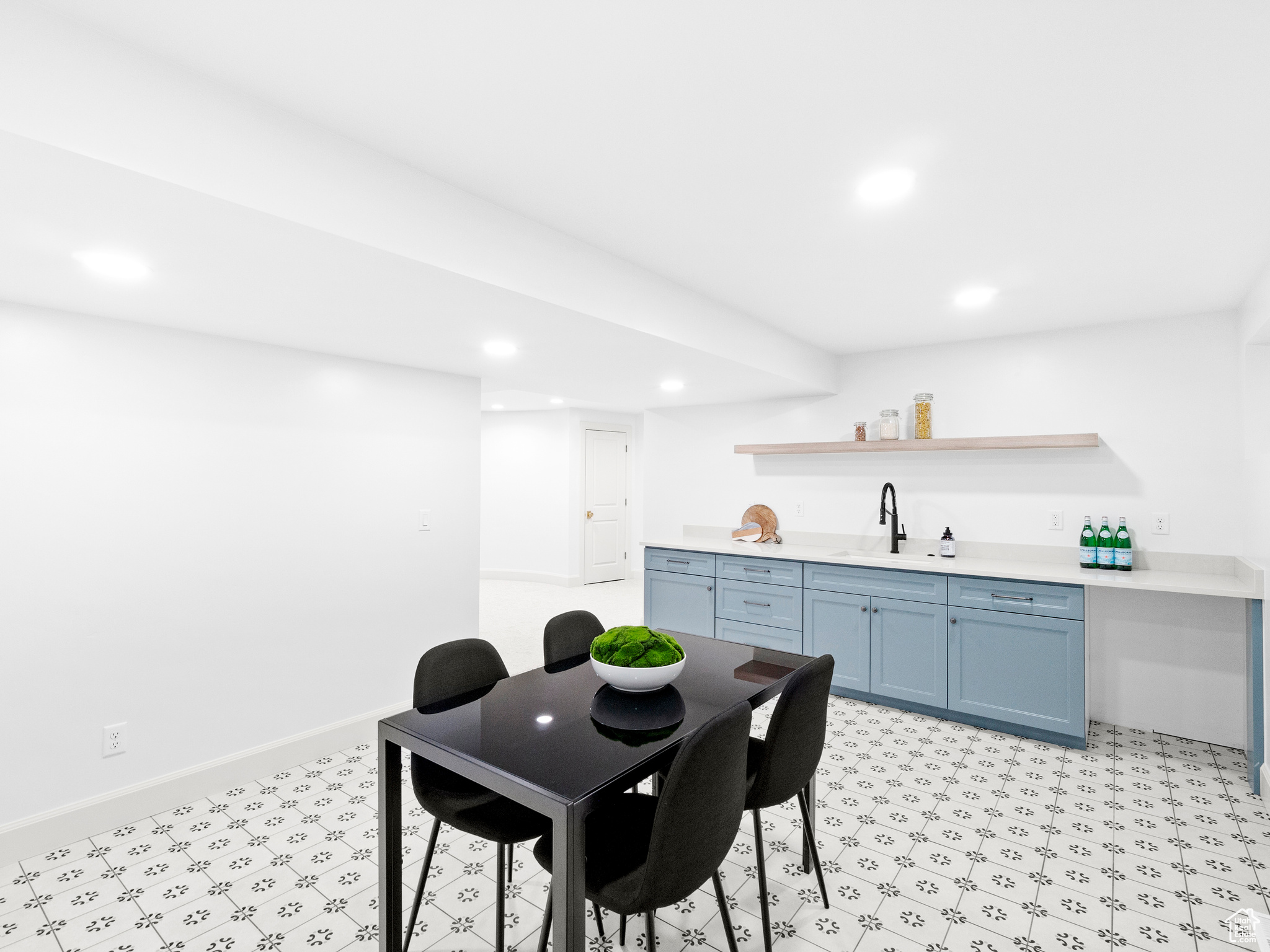 CASCADE ACRES - Residential