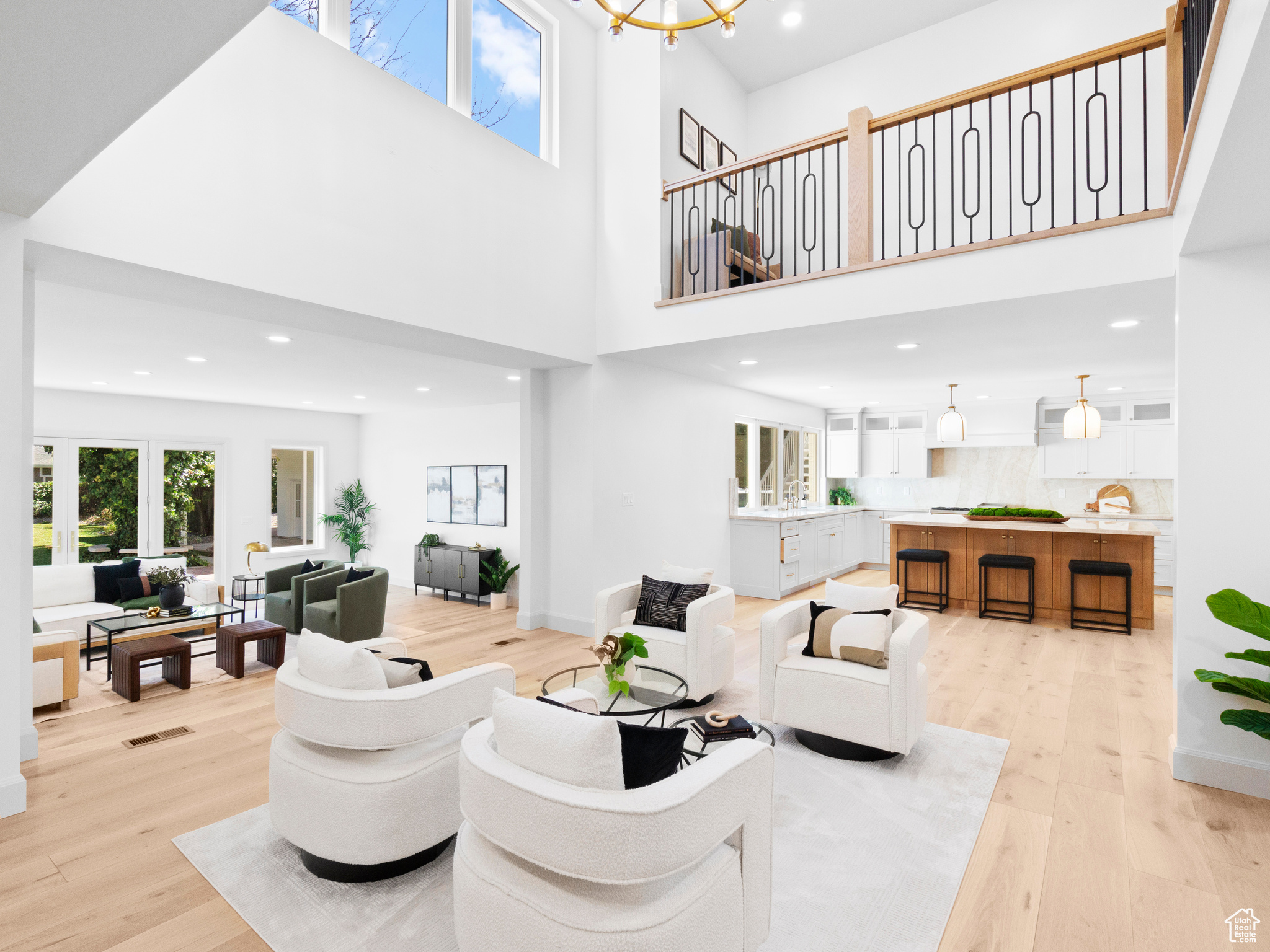 CASCADE ACRES - Residential