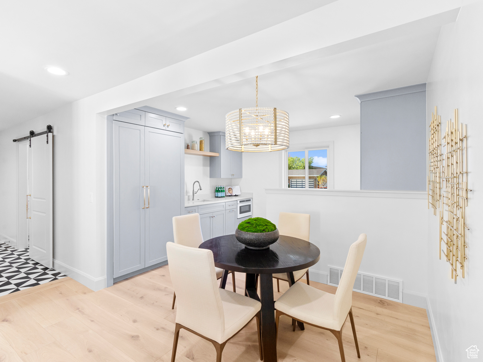 CASCADE ACRES - Residential