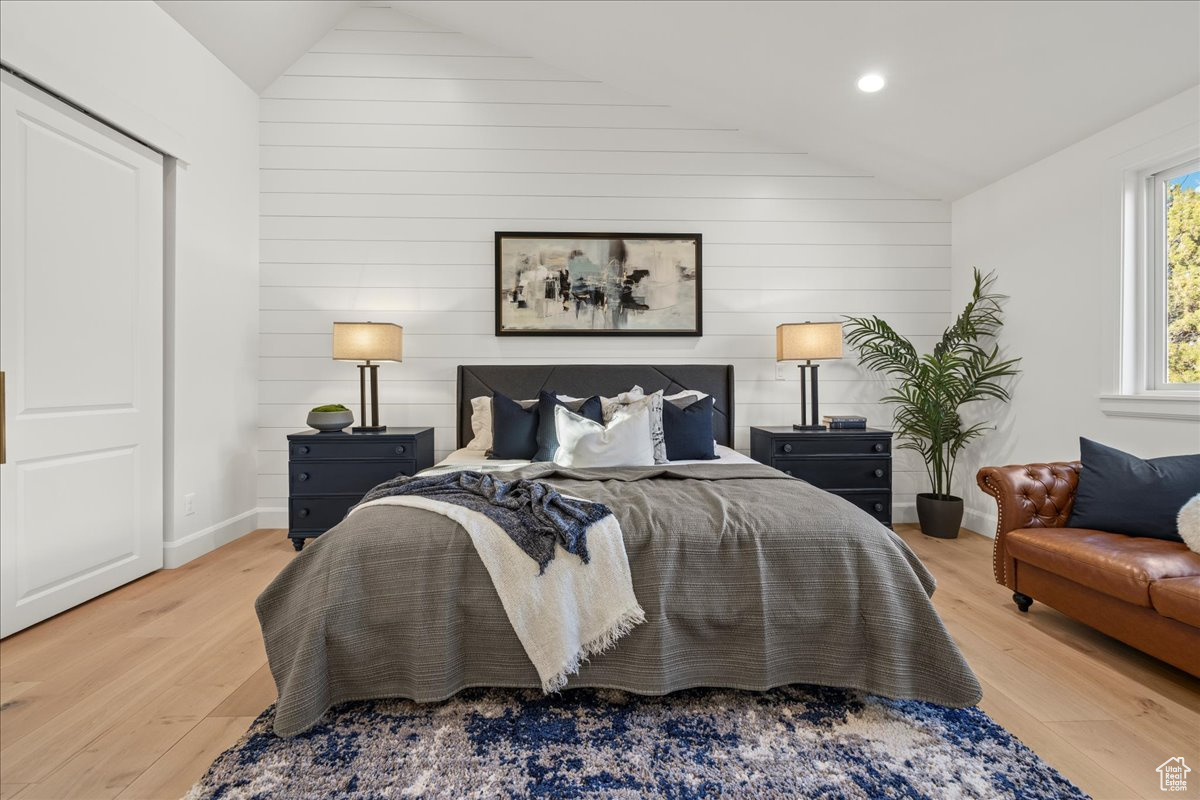 CASCADE ACRES - Residential