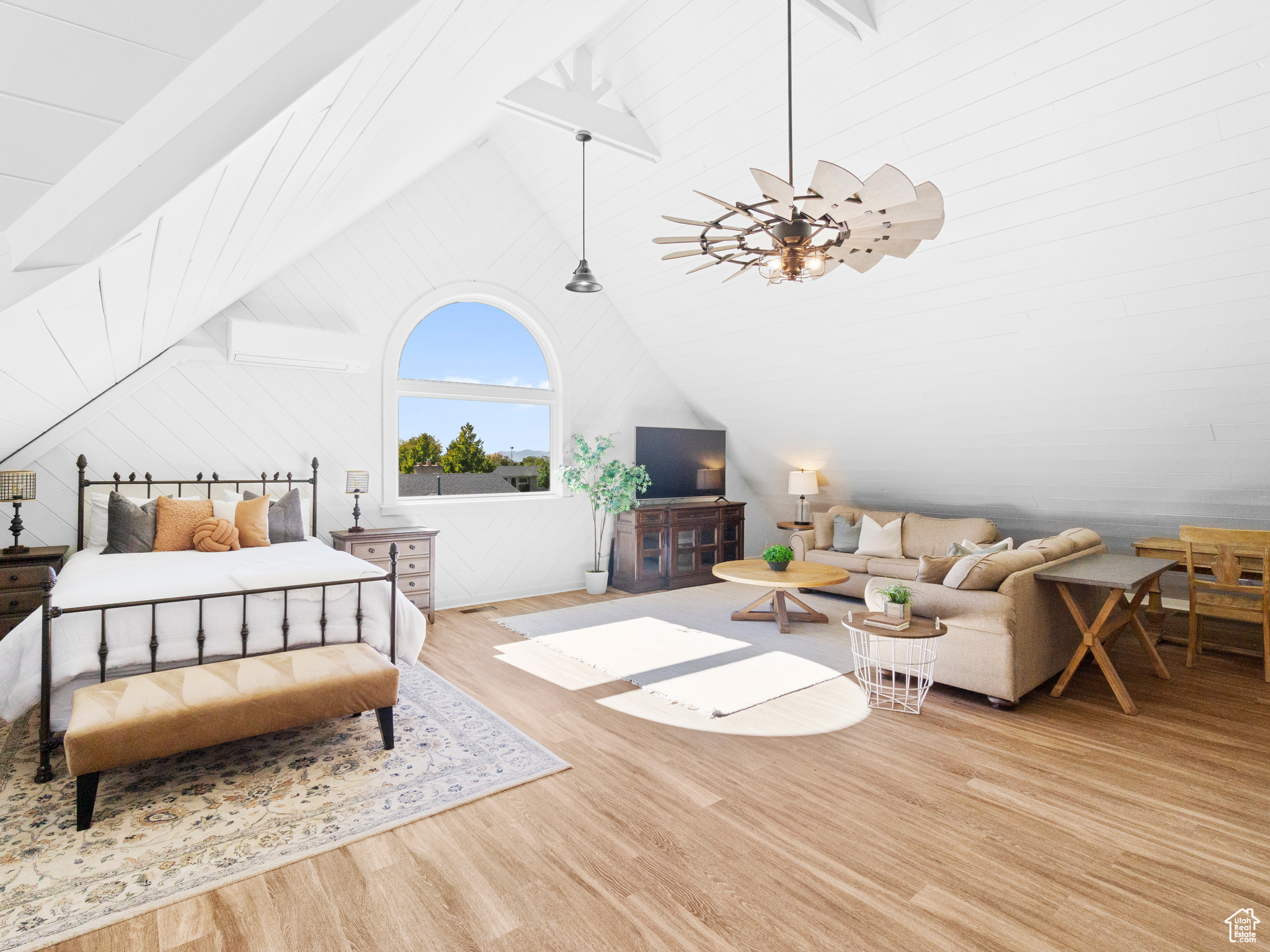 CASCADE ACRES - Residential