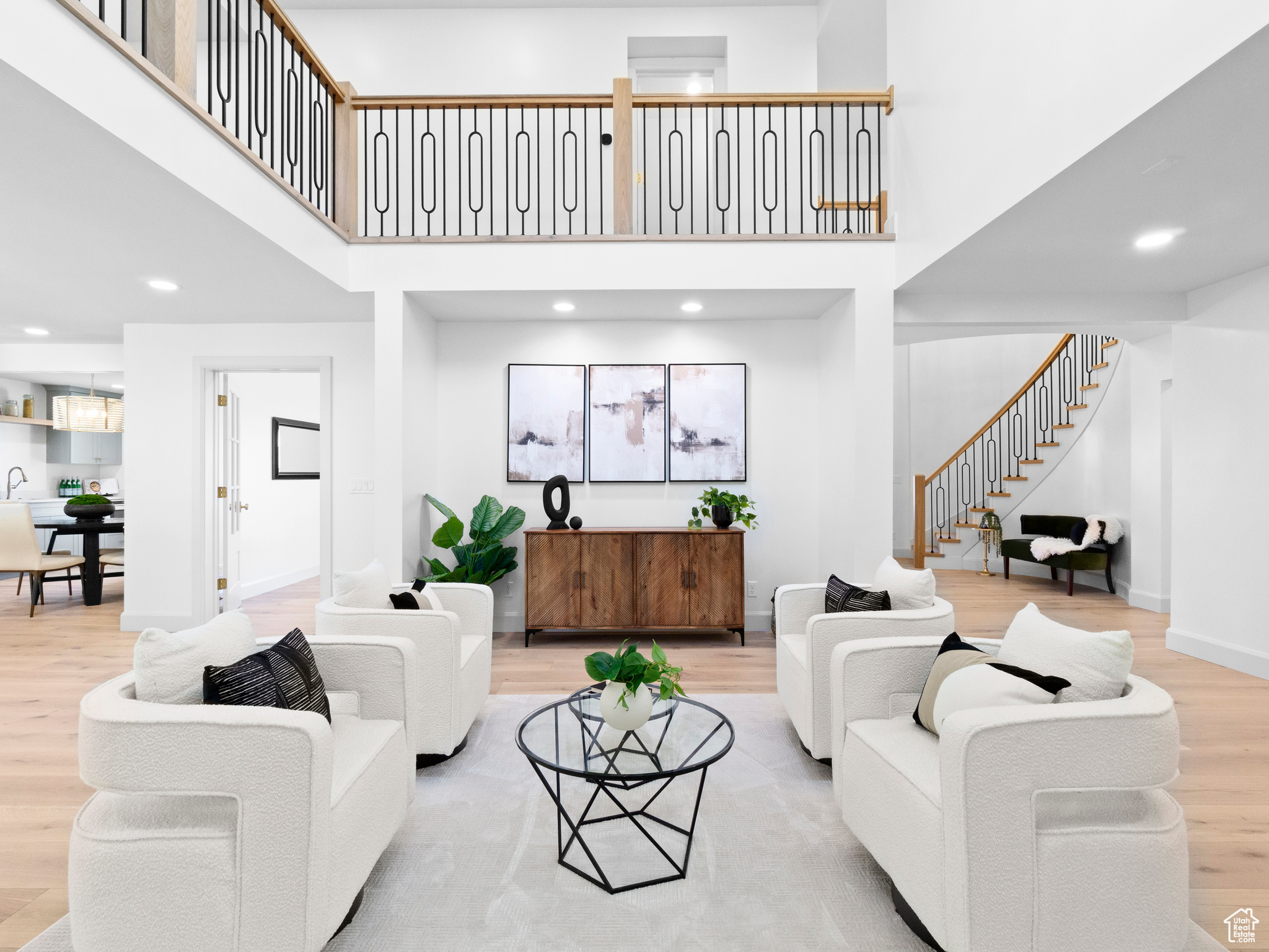 CASCADE ACRES - Residential