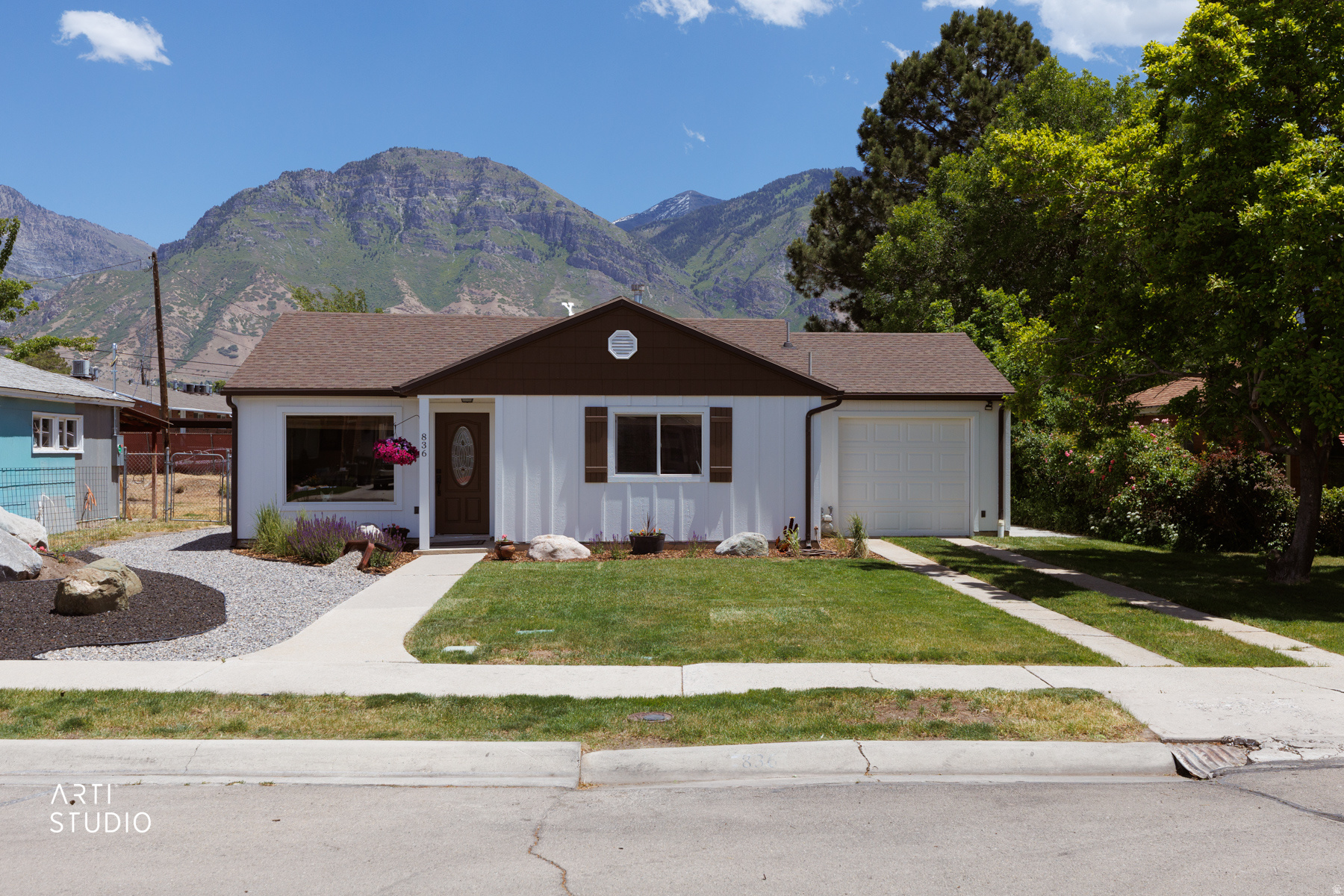 RIVERSIDE - Residential