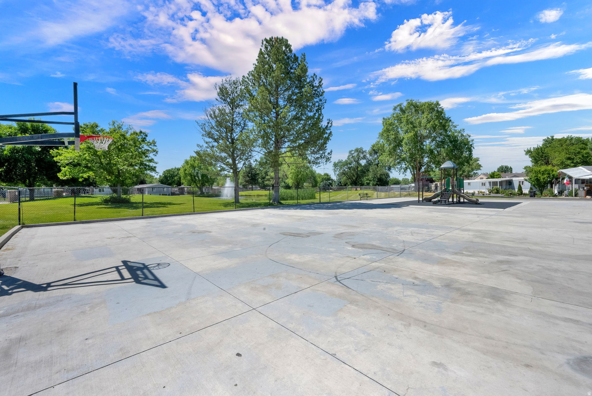 MAJESTIC OAKS - Residential